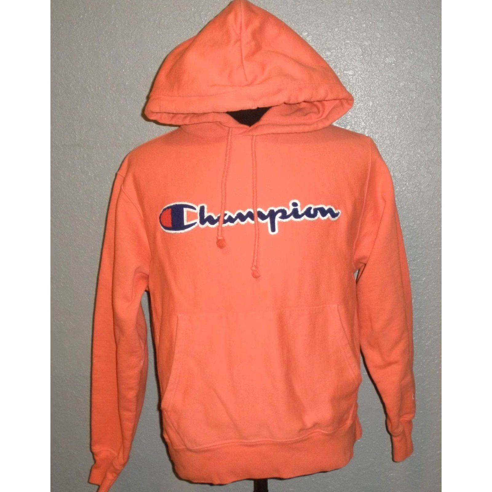 Champion VINTAGE Champion Reverse Weave Hooded Pullover Sweatshirt Mens M Coral Logo Embroidered Size US M / EU 48-50 / 2 - 2 Thumbnail
