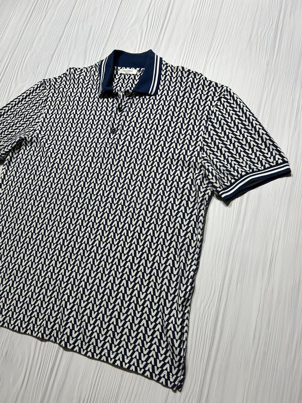 Valentino Valentino Stripe Trimmed Logo Polo Size XL Size US XL / EU 56 / 4 - 2 Thumbnail