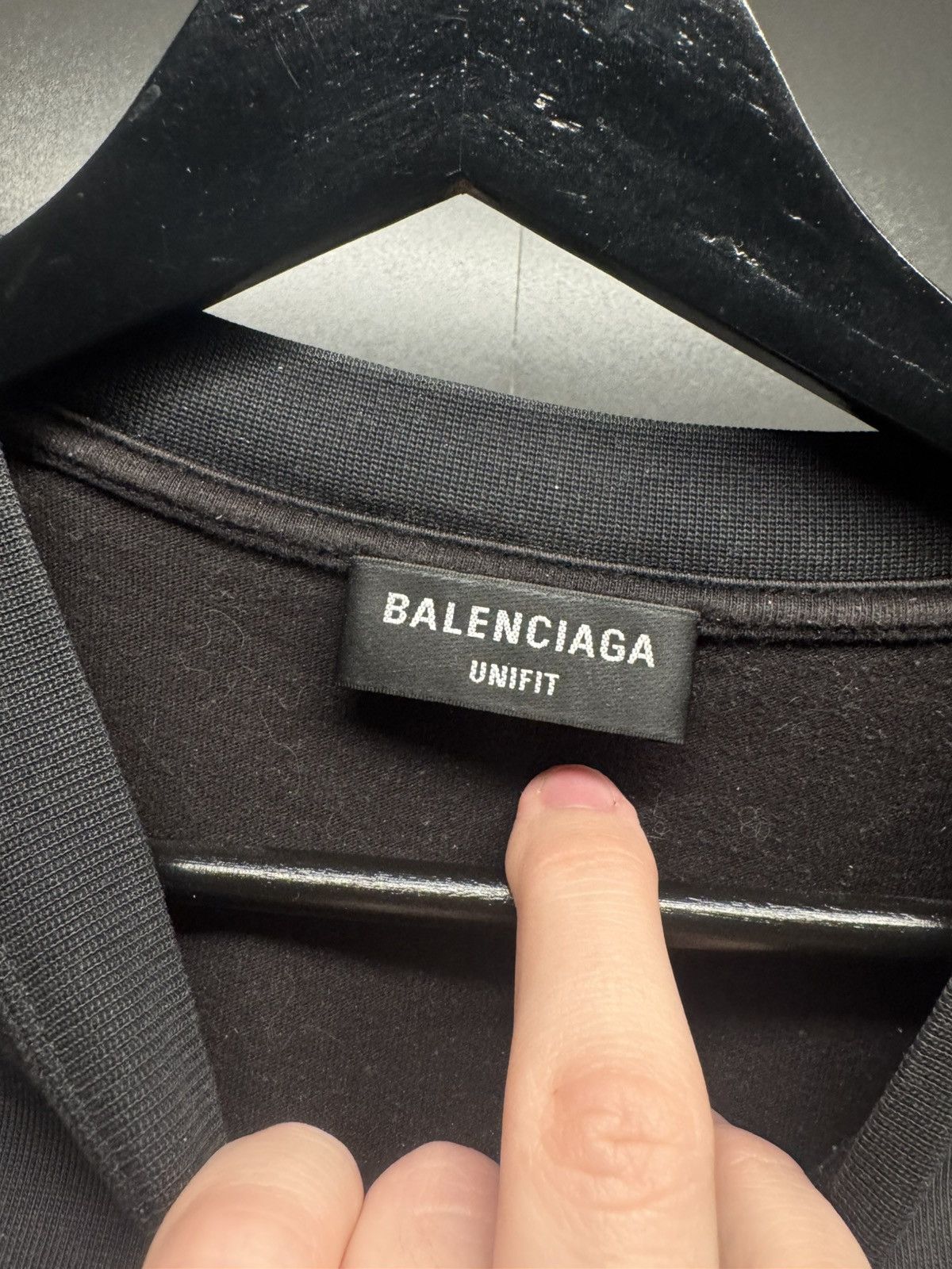 Balenciaga Balenciaga Upside Down Tshirt Size US L / EU 52-54 / 3 - 6 Thumbnail