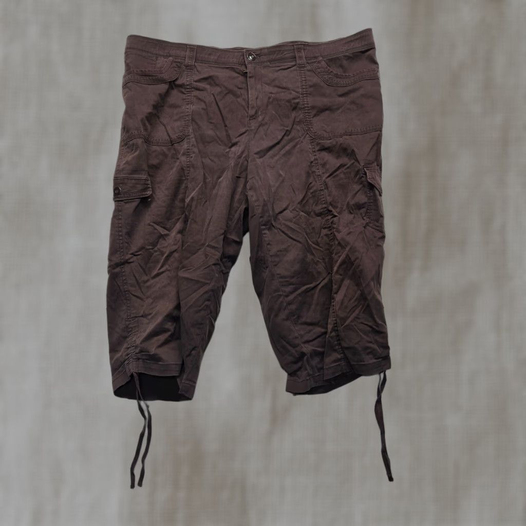 Vintage Cato Women's Knee Length Shorts Adult 20W Brown ZIPPER Pockets Canvas Cotton Chino Casual, Activewear, Travel Womens Size 42" / US 20 - 1 Thumbnail