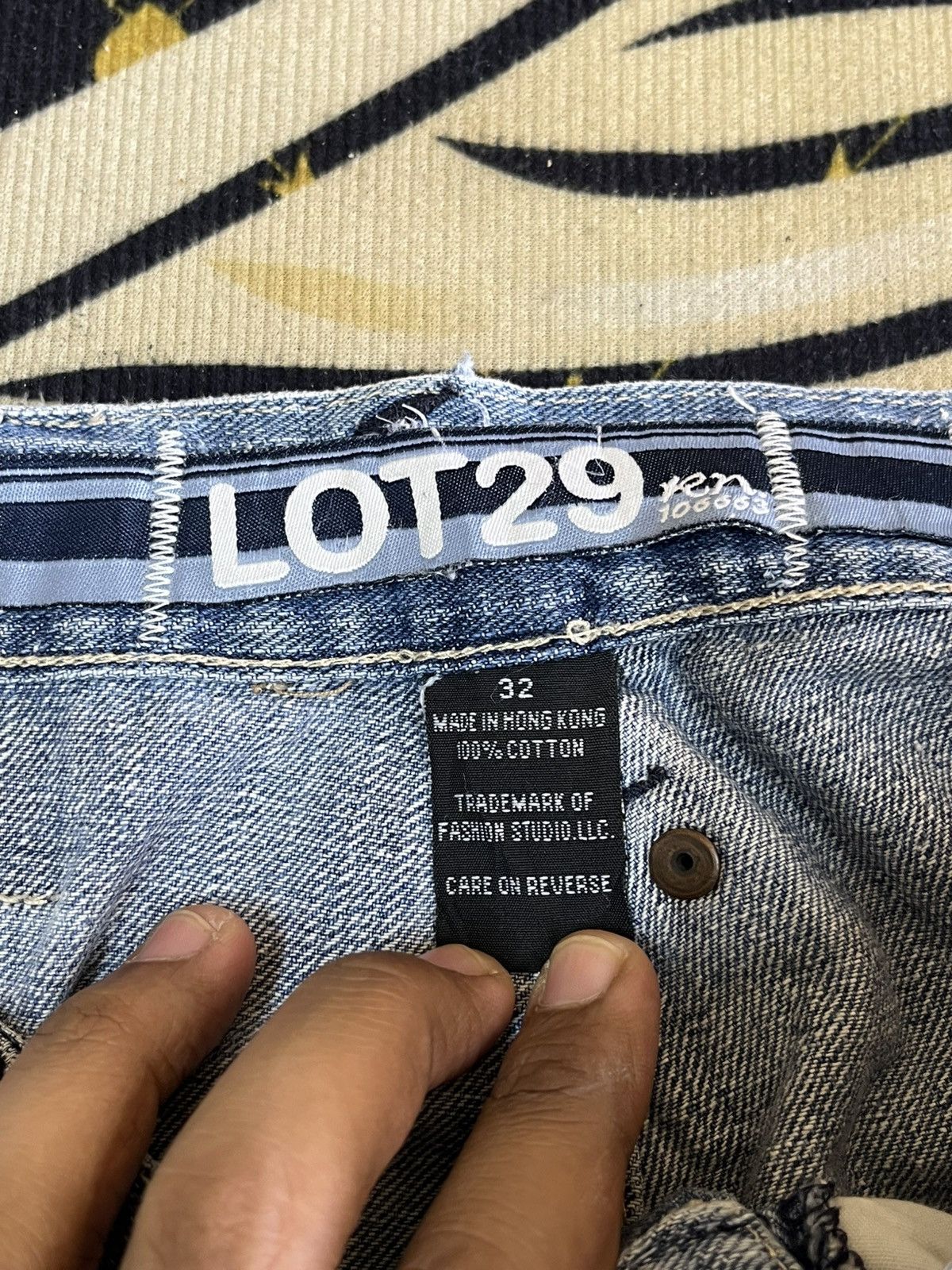 Japanese Brand Vintage Lot 29 Looney Tunes Baggy Denim Size US 32 / EU 48 - 8 Thumbnail