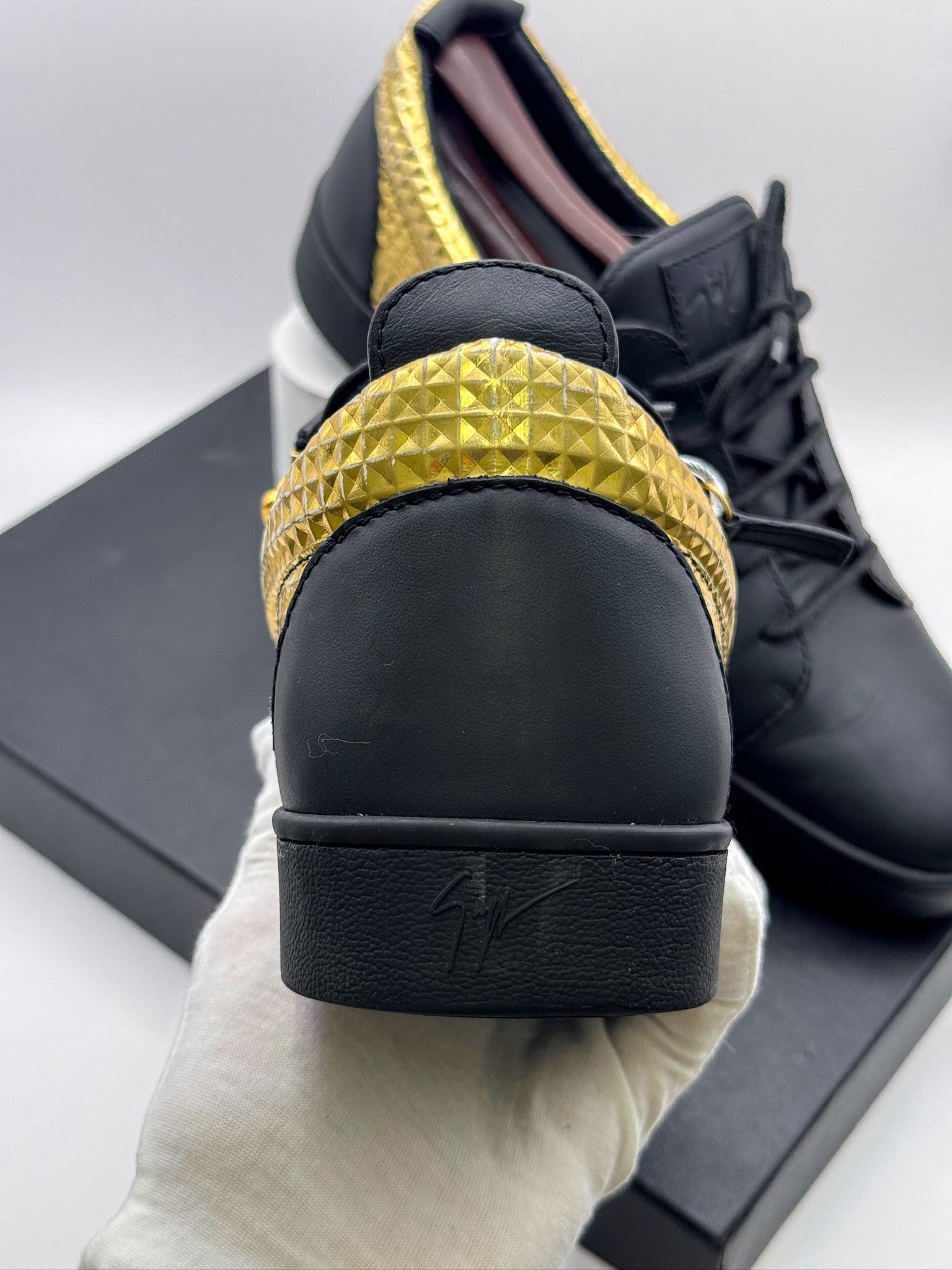 Giuseppe Zanotti Giuseppe Zanotti Studded Franke London Gold Double-Zip Size US 11 / EU 44 - 5 Thumbnail