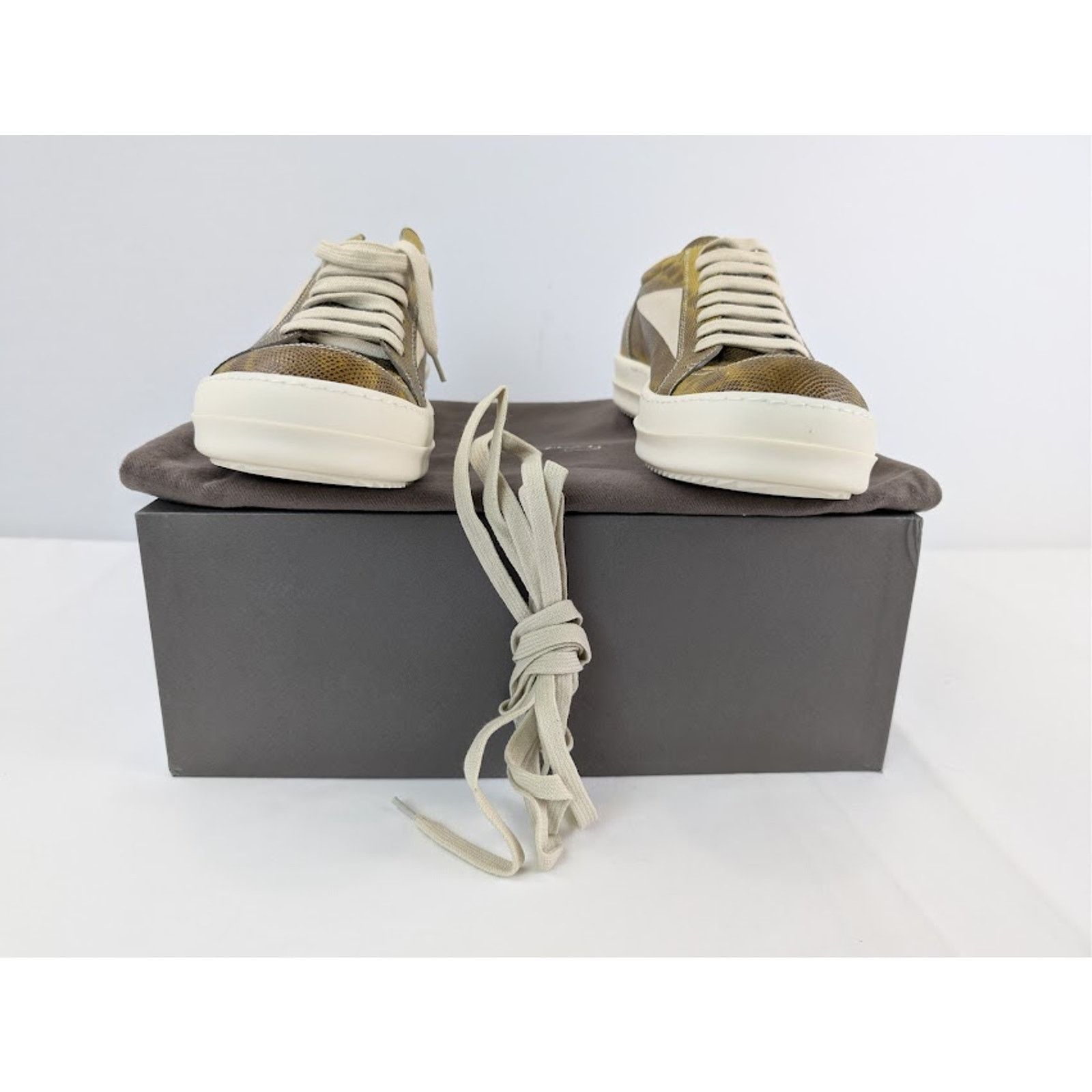 Rick Owens o1rshd1 Hollywood Vintage Sneakers in Acid / Milk / Milk Size US 7 / EU 40 - 18 Thumbnail
