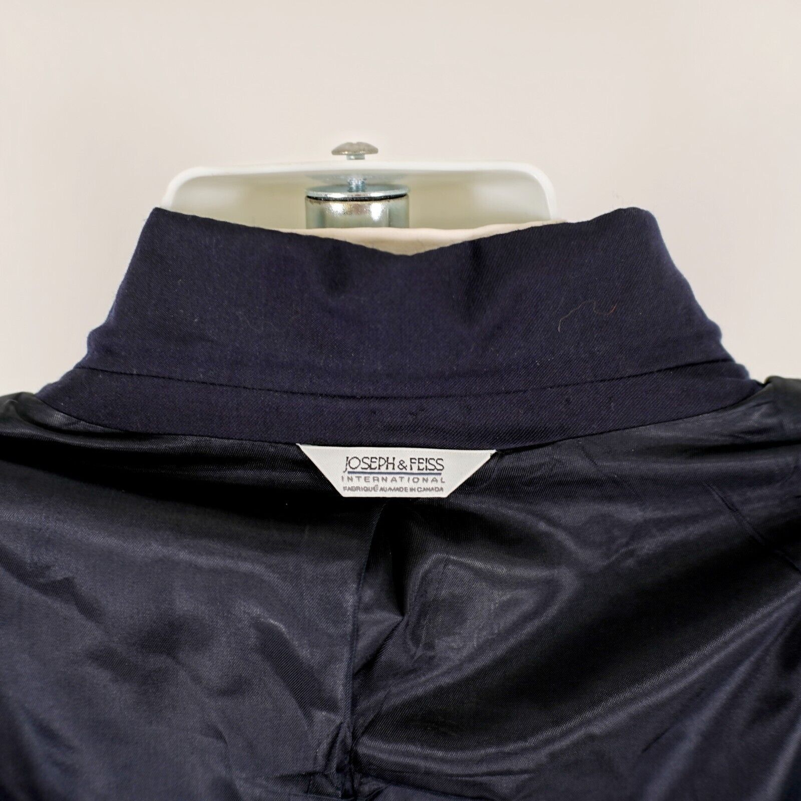 Joseph & Feiss Jospeh & Feiss International Worsted Wool Blue 2 Gold Button Size 52R - 13 Thumbnail