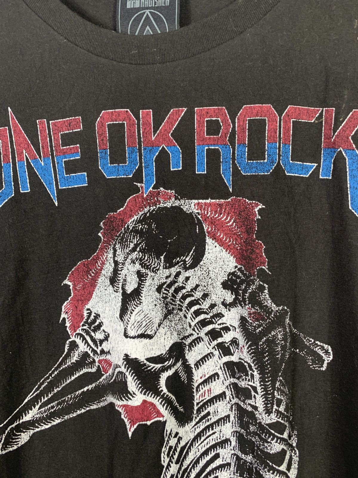 Band Tees × Japanese Brand × Vintage Vintage Rock Band One Ok Rock Tshirt Size US L / EU 52-54 / 3 - 8 Thumbnail