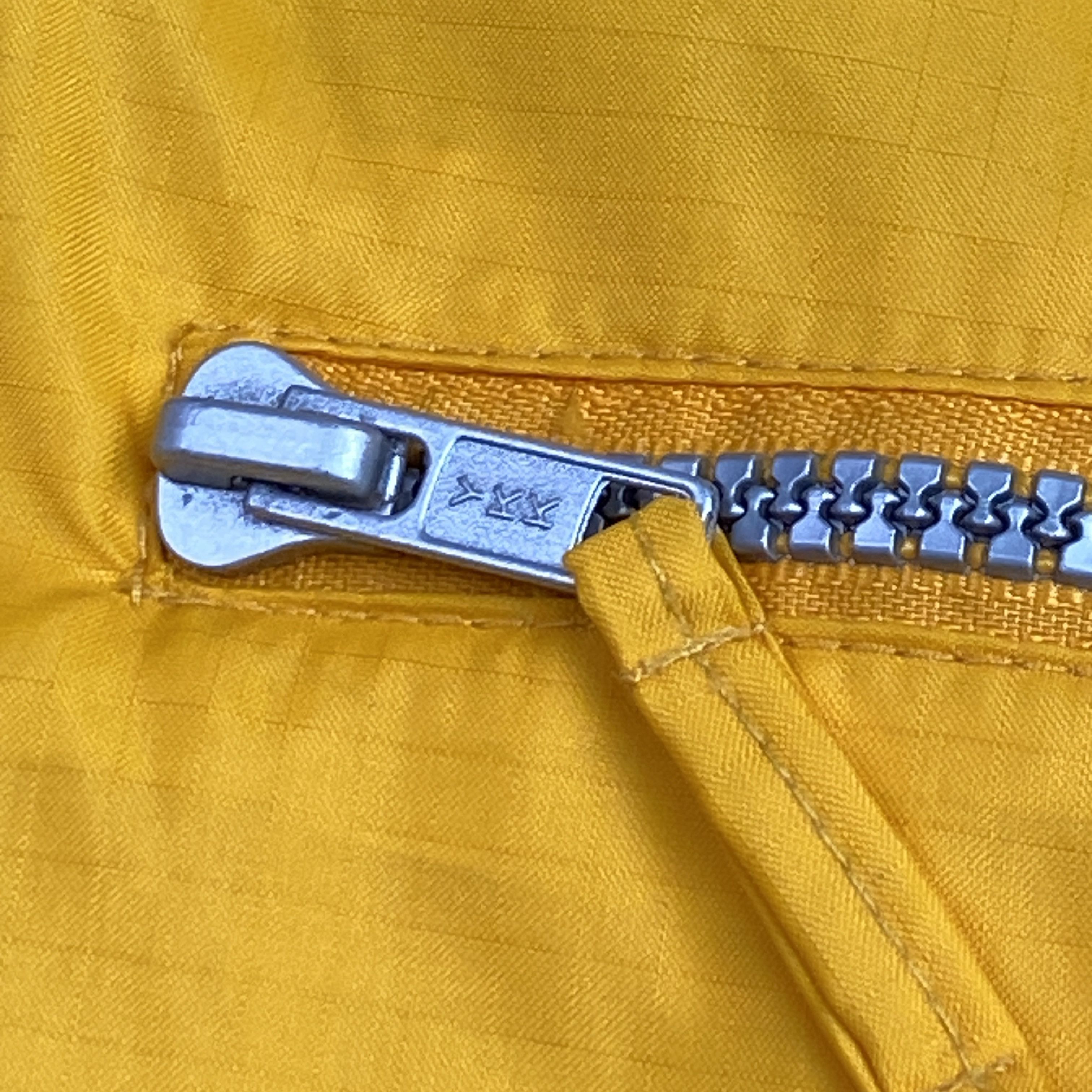 Vintage Vintage American Training Corp Yellow waterproof Jacket - XL Size US XL / EU 56 / 4 - 6 Thumbnail