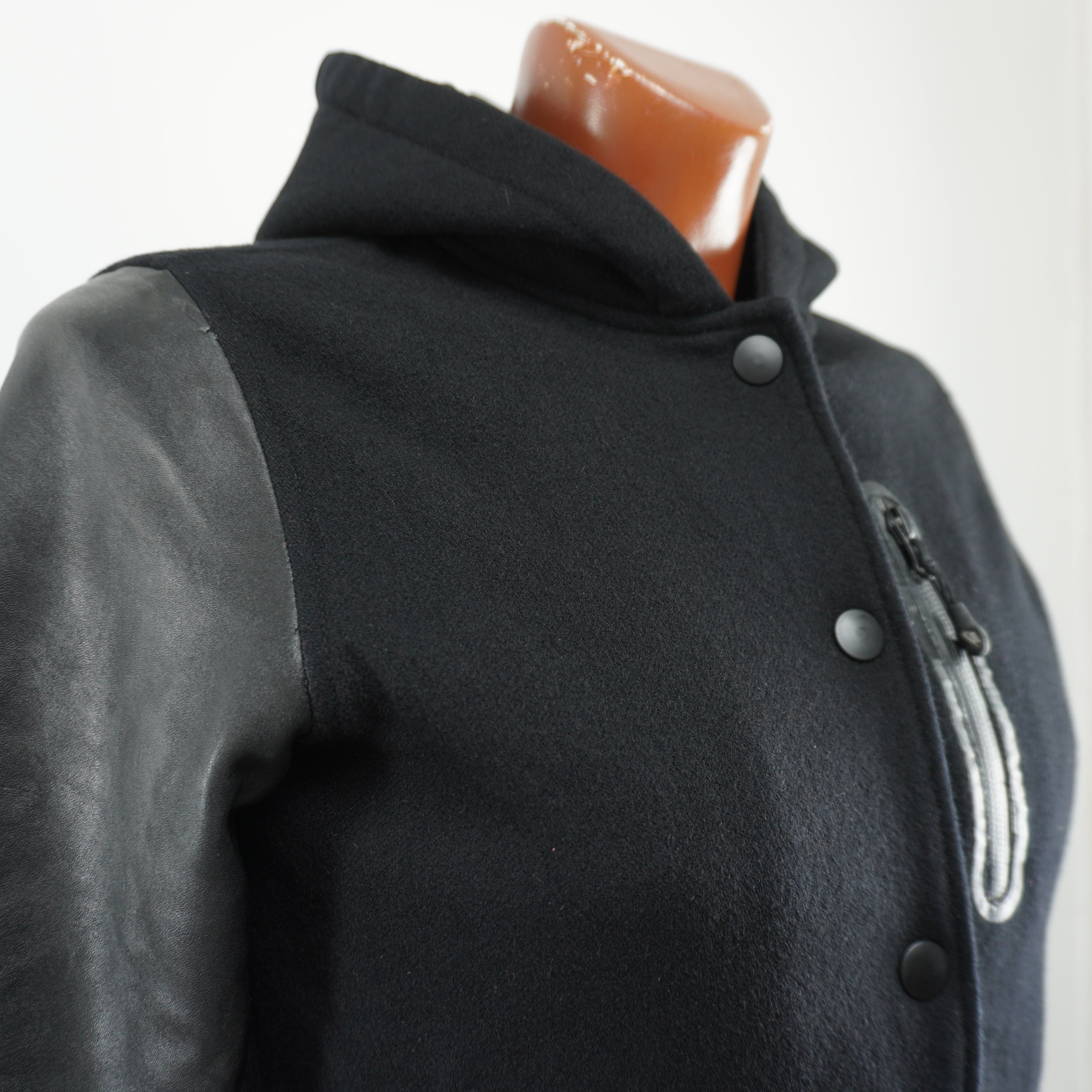 Nike Used Women's Nike Black Jacket Size S / US 4 / IT 40 - 14 Thumbnail