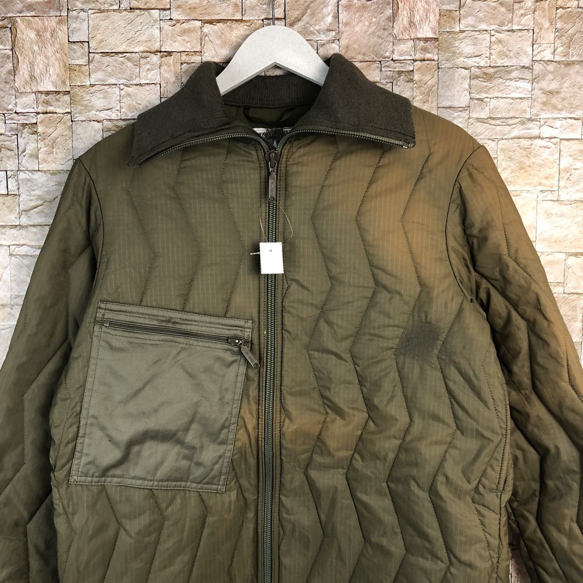 Vintage H.Winner GMBH & Co faded Green vintage puffer Jacket #A881 Size US M / EU 48-50 / 2 - 5 Thumbnail