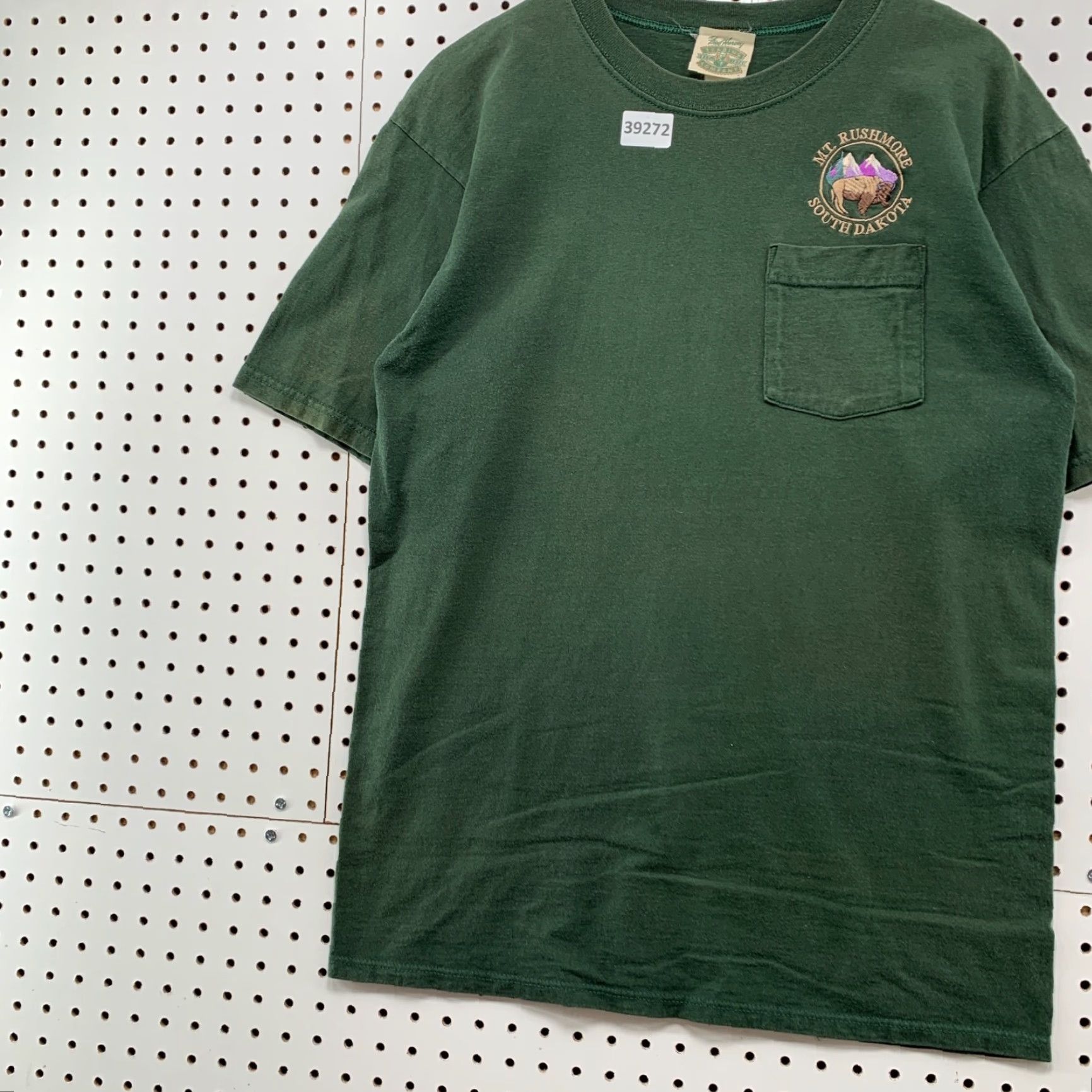Vintage VINTAGE Mt Rushmore South Dakota Shirt Mens Large Green Pocket USA 90s Vintage Graphic Print T-Shirt Crew Neck Short Sleeve Fred Harvey Size US L / EU 52-54 / 3 - 3 Thumbnail