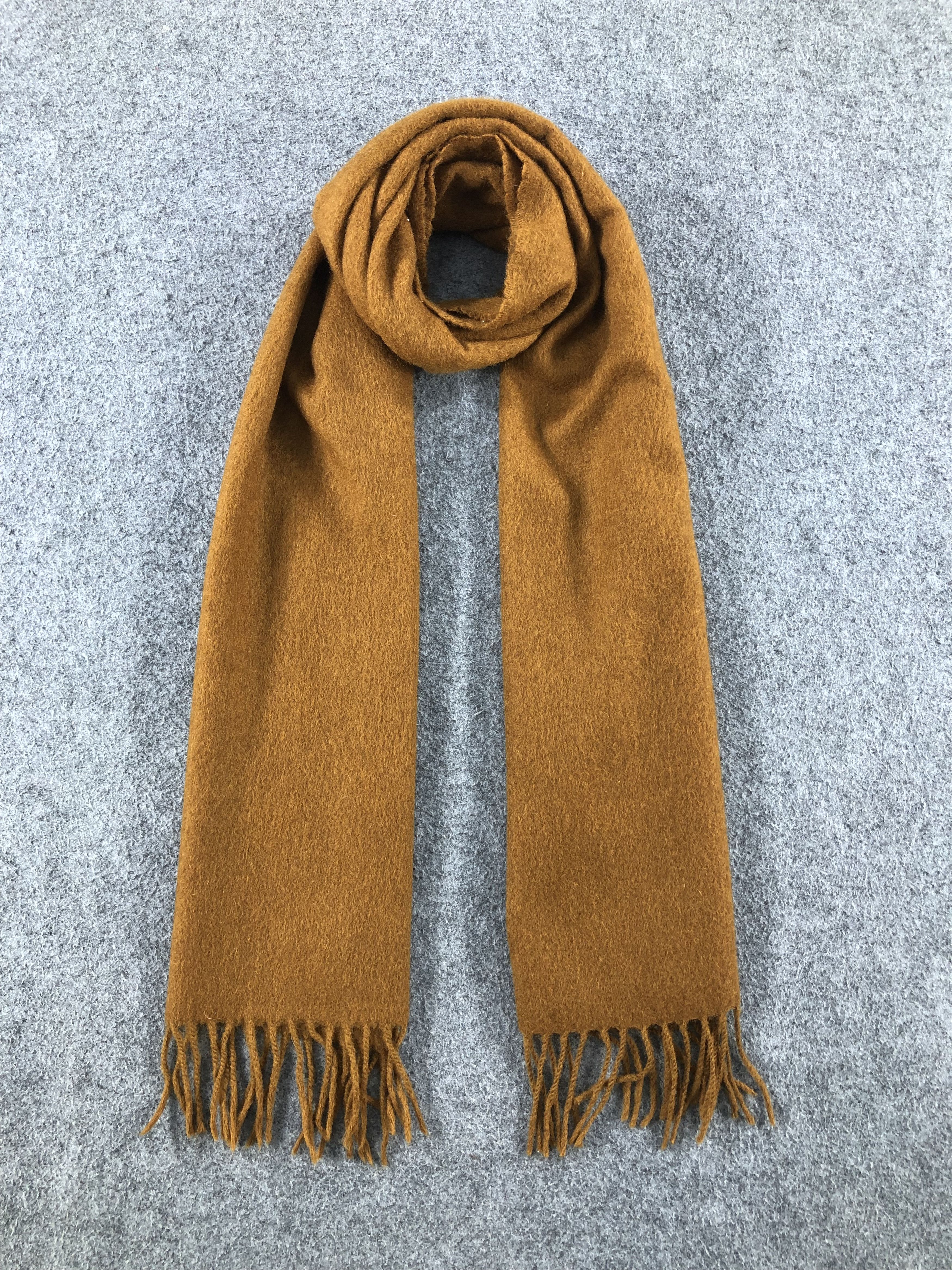 Johnstons Of Elgin Johnstons Of Elgin Scarf / Muffler / Neckwear Size ONE SIZE - 1 Thumbnail