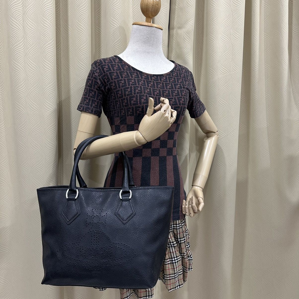 Vivienne Westwood ‼️YES‼️VIVIENNE WESTWOOD TOTE HANDBAG Size ONE SIZE - 1 Thumbnail