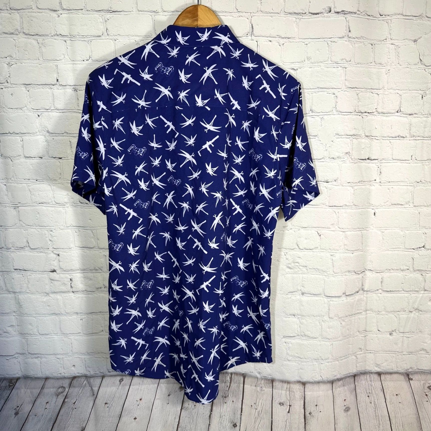 Vintage Savage Tacticians Shirt Blue Short Sleeve Button-Up Mens M Graphic Print Navy Night Vision Rifle Theme Army Casual Travel Size US M / EU 48-50 / 2 - 6 Thumbnail