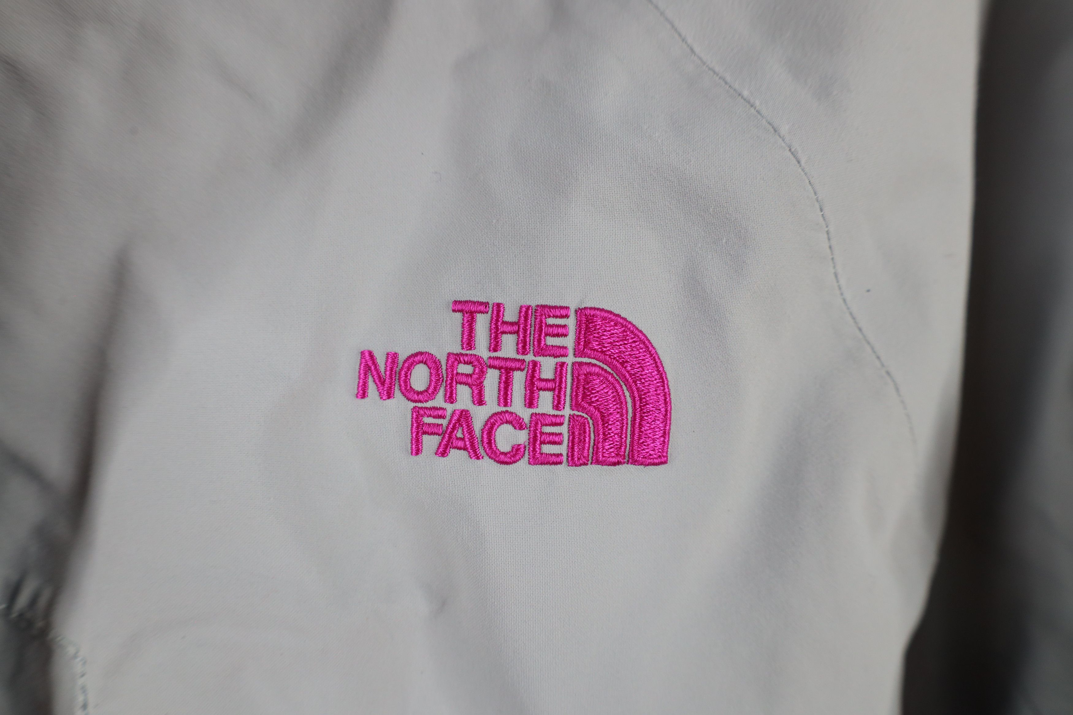 The North Face × Vintage The North Face Waterproof DryVent Hooded Rain Jacket Size M / US 6-8 / IT 42-44 - 4 Thumbnail