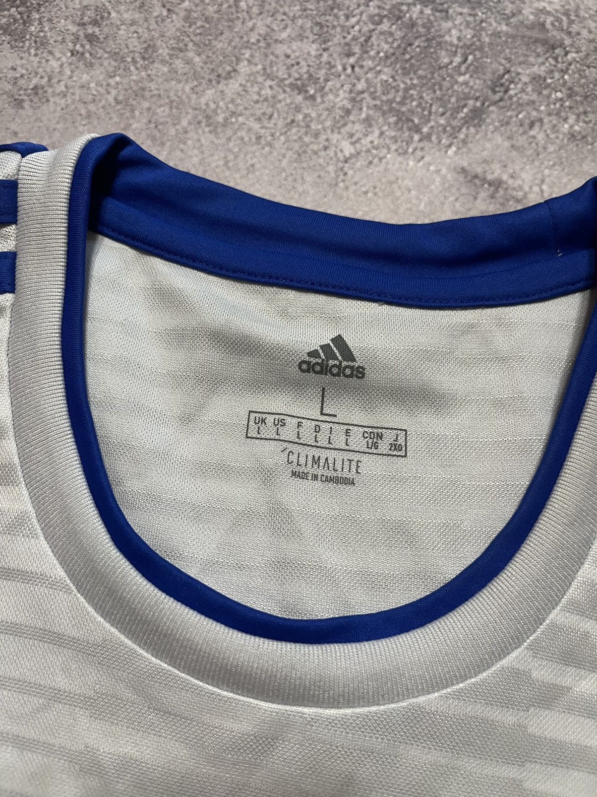 Adidas Adidas Cardiff City Fc away 2018/2019 soccer jersey Size US L / EU 52-54 / 3 - 4 Thumbnail