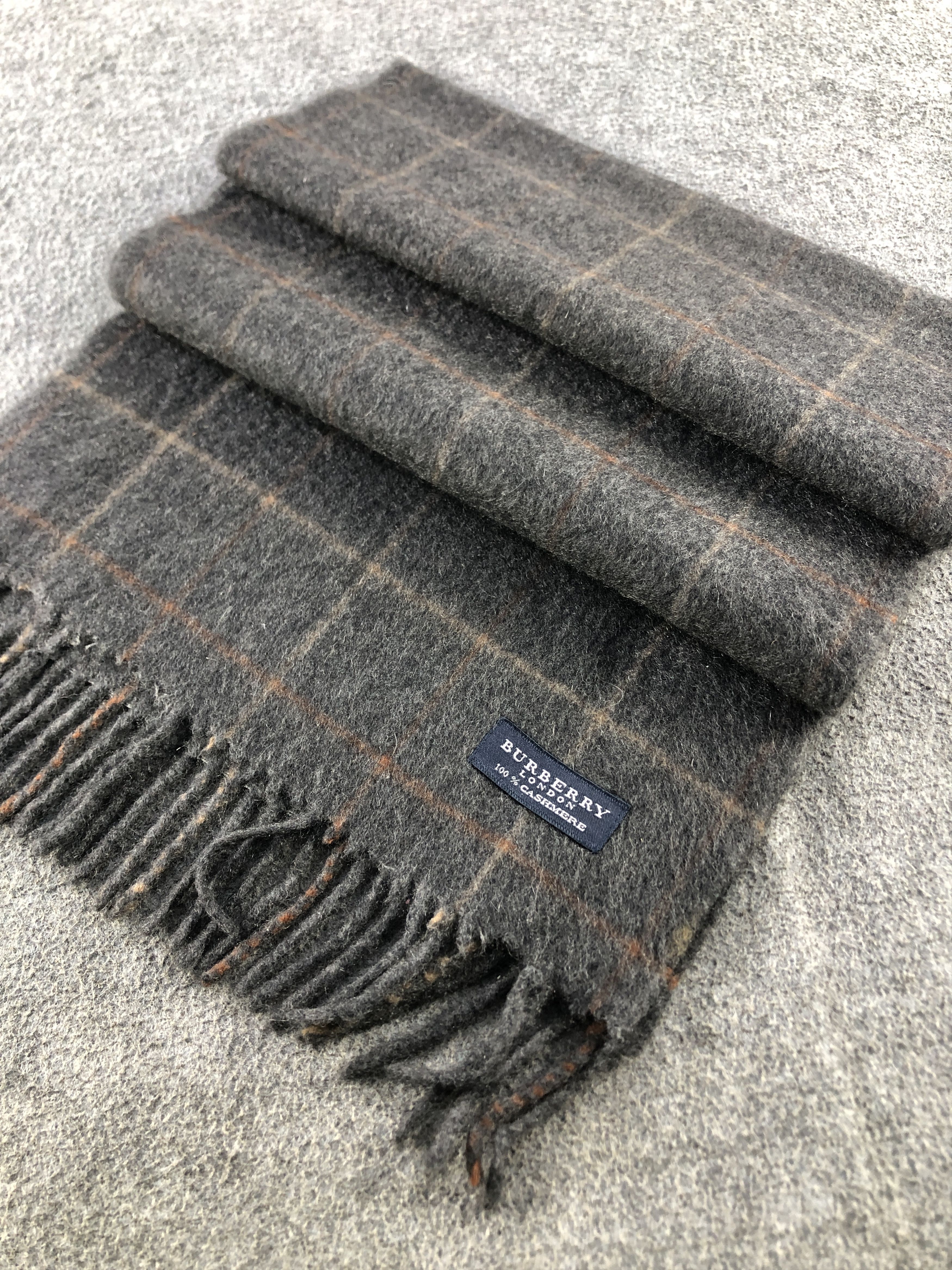 Burberry Burberry Cashmere Scarf / Muffler / Neckwear P785 Size ONE SIZE - 3 Thumbnail