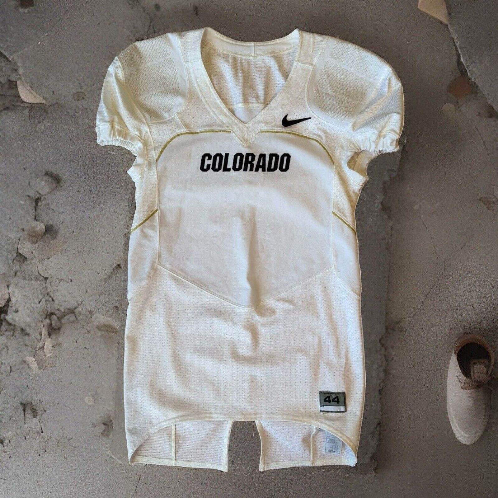 Nike Colorado Buffaloes Football Jersey White Game Issued Pro Cut Size US L / EU 52-54 / 3 - 1 Thumbnail