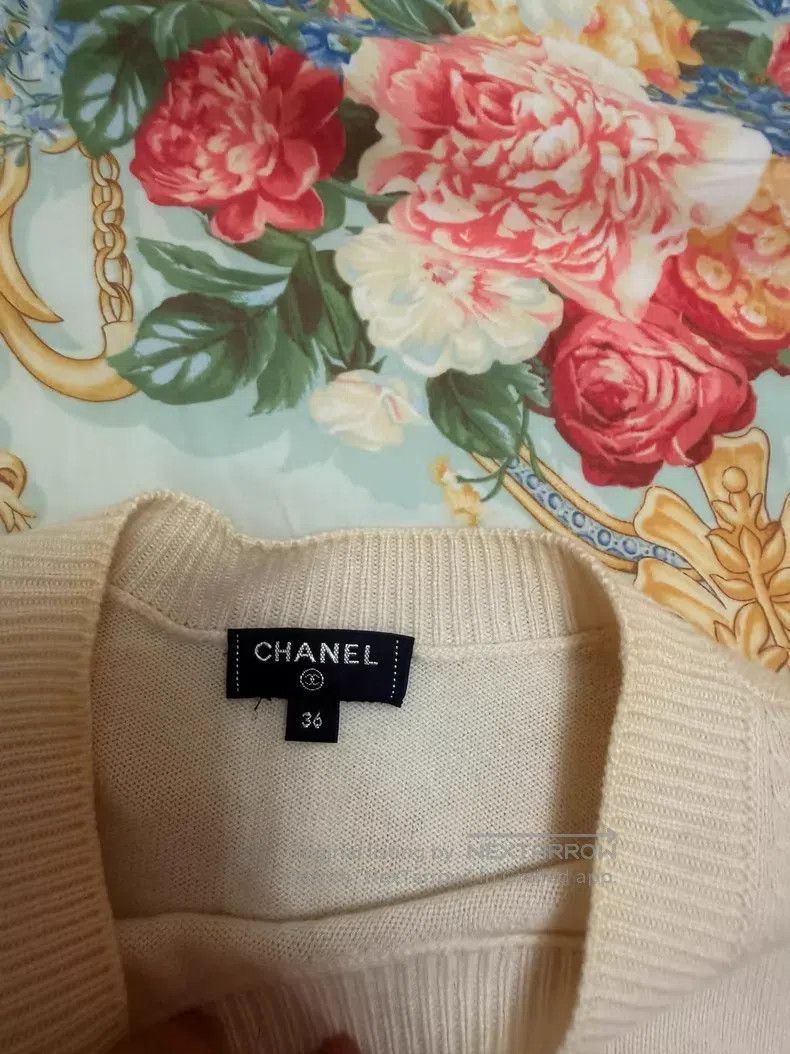 Chanel Chanel Blue and red-rimmed short-sleeved cashmere short-sl Size XS / US 0-2 / IT 36-38 - 3 Thumbnail