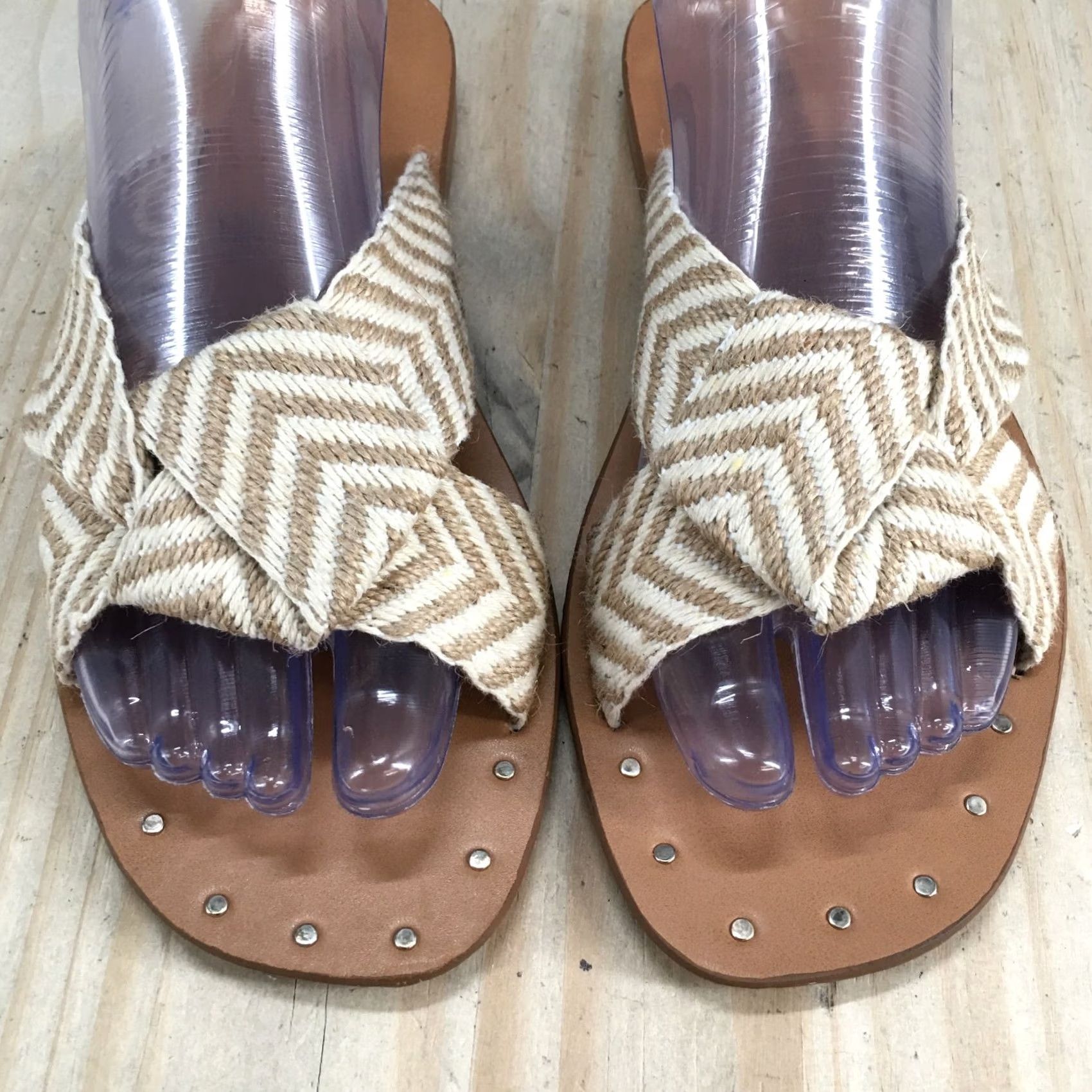 Vintage VINTAGE? No. Universal Thread Sandals Womens 8.5 Louise Chevron Print Slip On Slide Brown Size US 9 / IT 39 - 6 Thumbnail