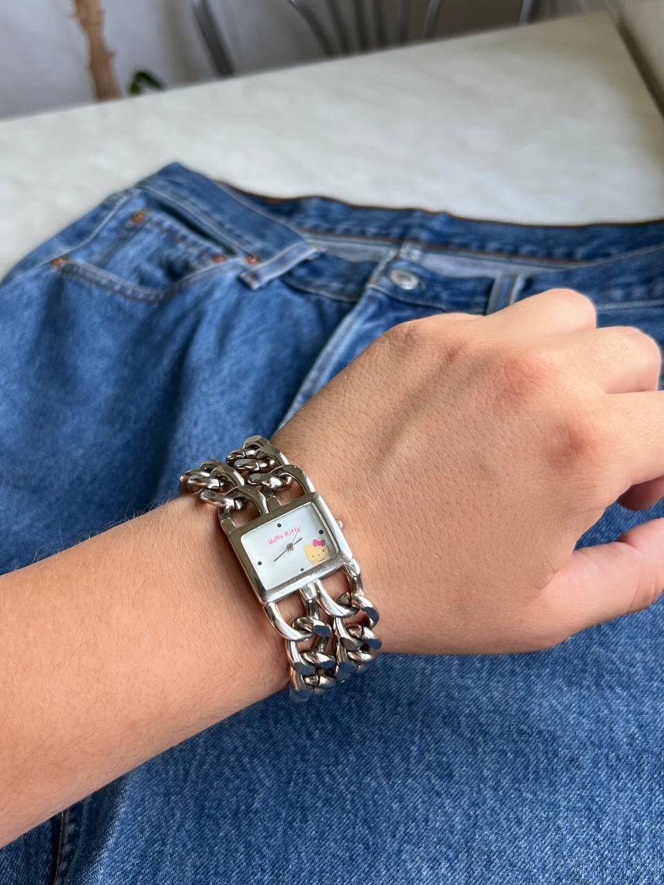 Japanese Brand Vintage Japanese style Hello Kitty Watch Futuristic Steel Size ONE SIZE - 8 Thumbnail