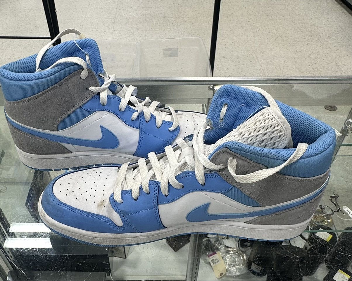 Jordan Brand × Nike Air Jordan 1 Mid University Blue Grey Size US 12 / EU 45 - 4 Thumbnail