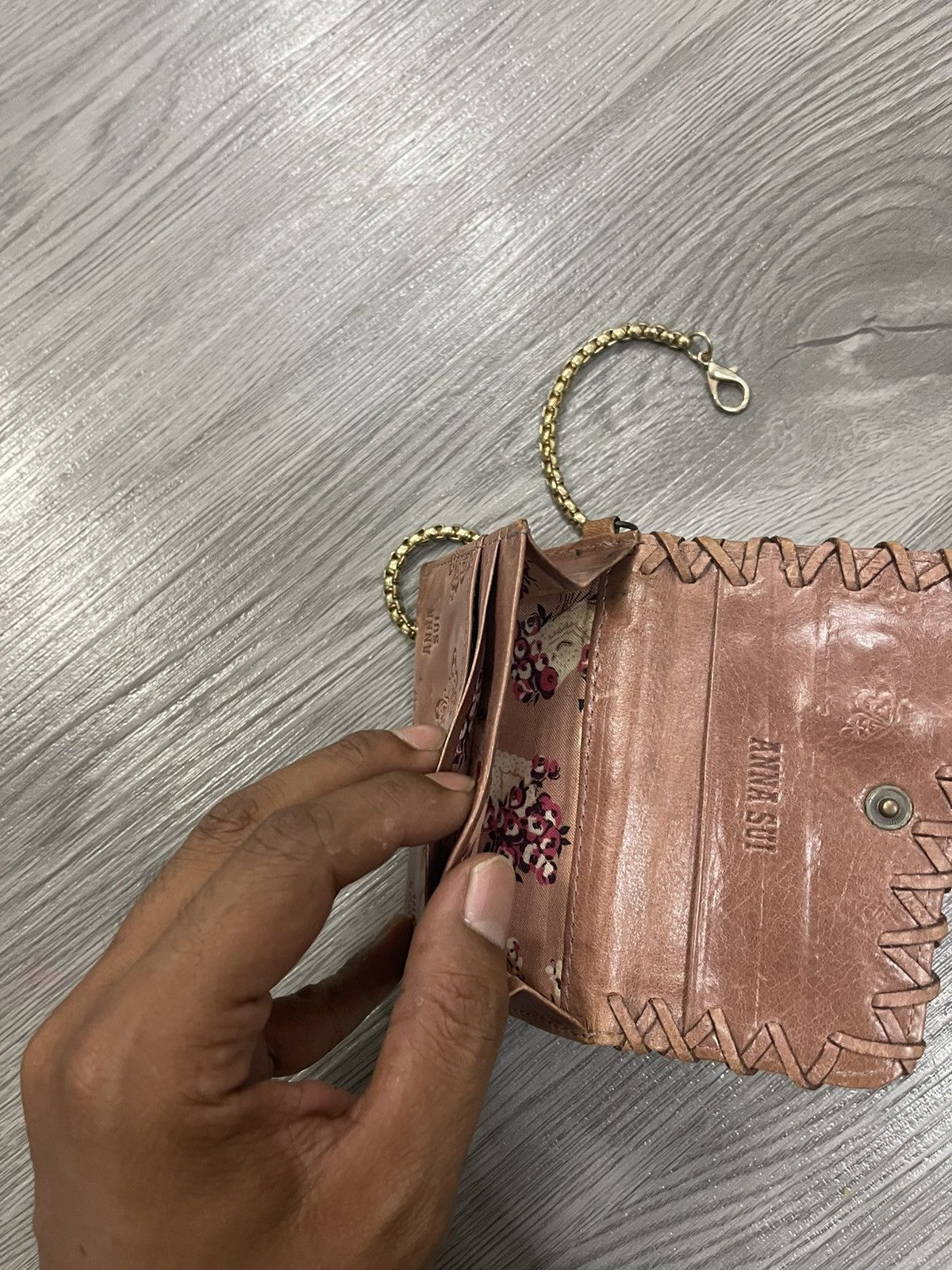 Anna Sui × Genuine Leather × Vintage Leather Anna Sui Multi Slot Card Holder mini bag Size ONE SIZE - 7 Thumbnail