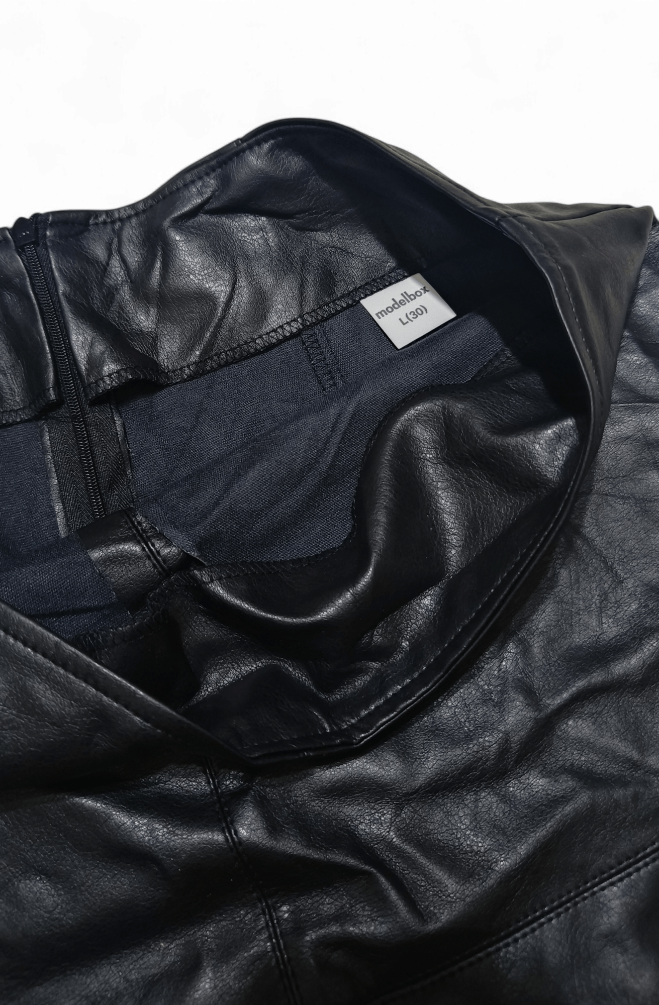 Leather MODELBOX Korean Brand Women's Faux Leather Short Pants Size 31" - 3 Thumbnail