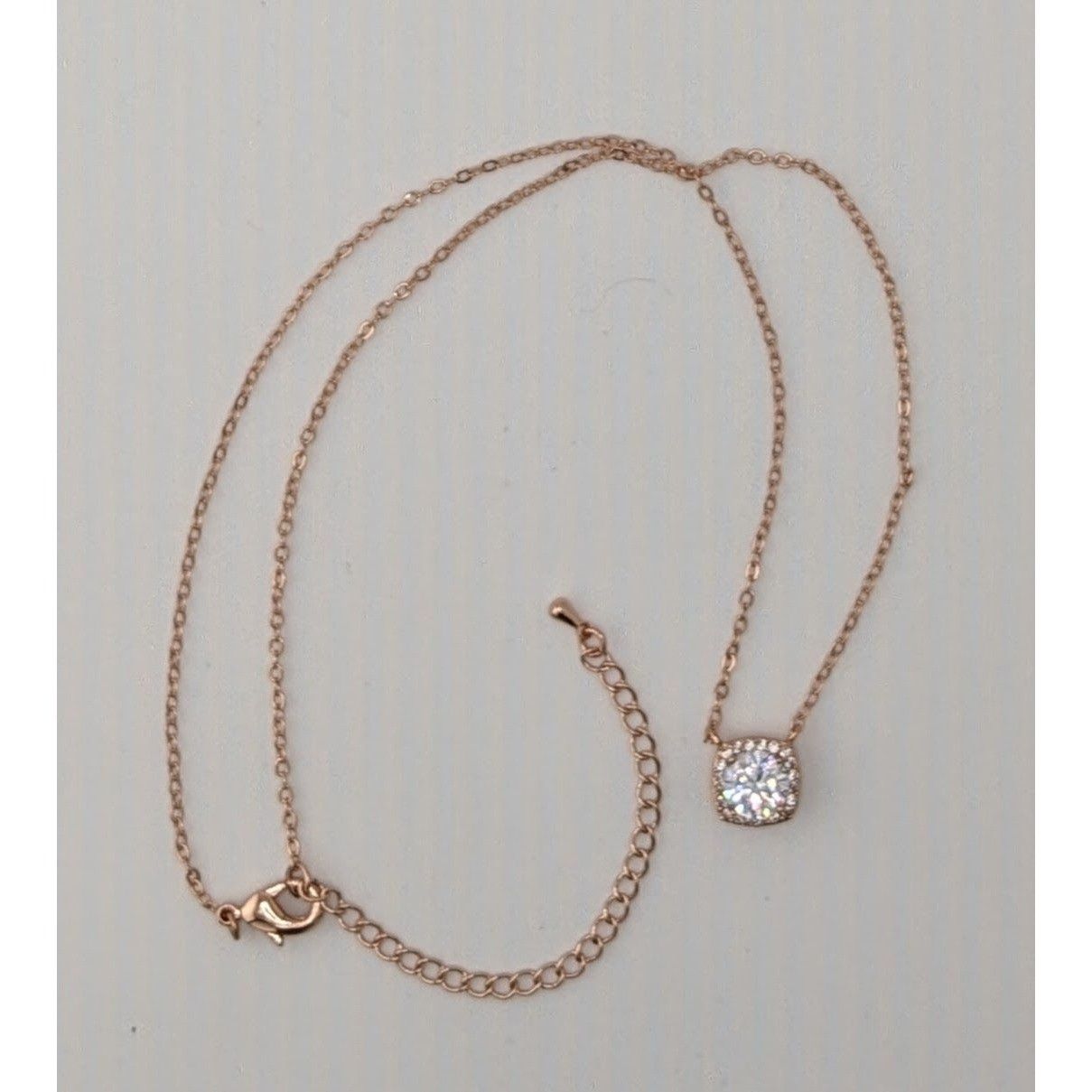 Other Elegant Romantic Rose Gold Tone Pendant Necklace With Sparkl Size ONE SIZE - 5 Thumbnail