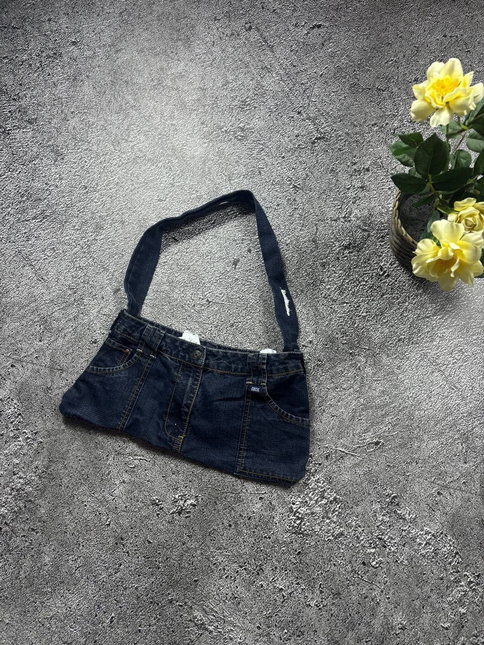 Affliction CECIL Denim Shoulder Bag / Y2K Vintage Mini Bag Size ONE SIZE - 3 Thumbnail