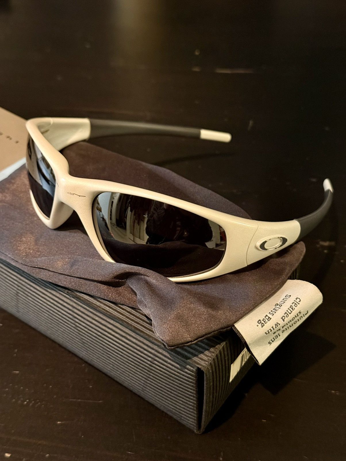 Oakley OAKLEY STRAIGHT JACKET 1.0 PEARL WHITE SUNGLASSES Size ONE SIZE - 6 Thumbnail