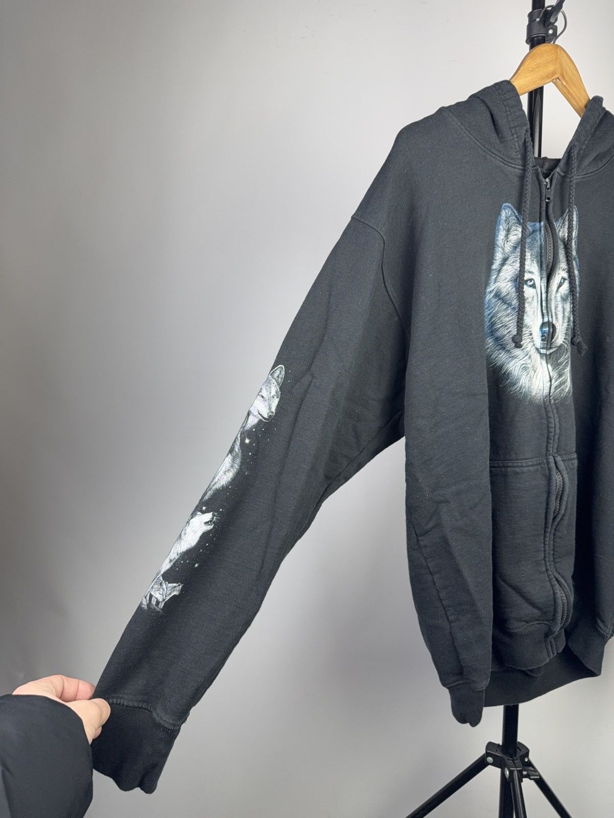 Vintage 00s Rock Eagle Wolf Print Zip Hoodie With Graphic Sleeves Size US L / EU 52-54 / 3 - 3 Thumbnail