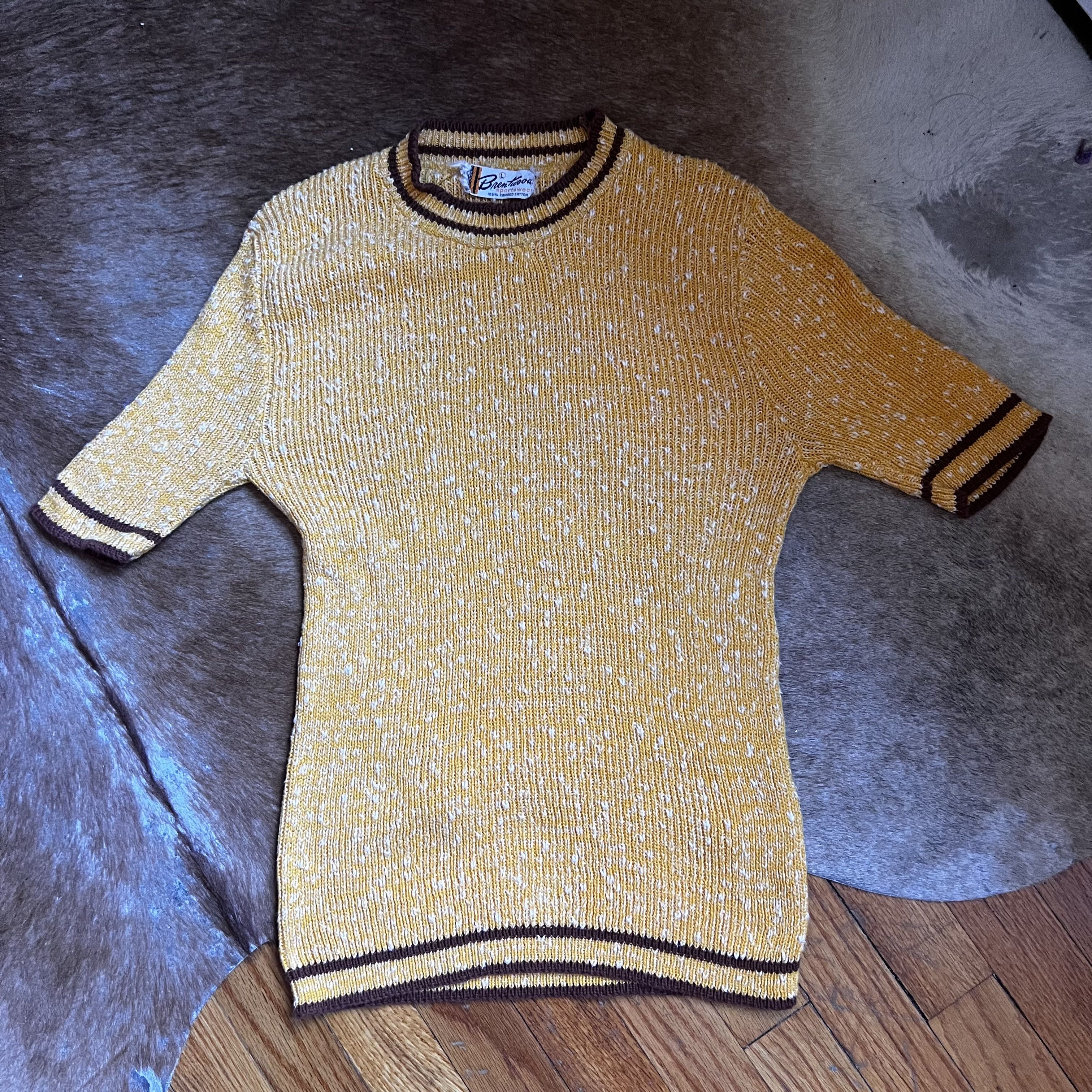 Vintage Vintage 70s Yellow Knit Shirt Size US L / EU 52-54 / 3 - 1 Thumbnail