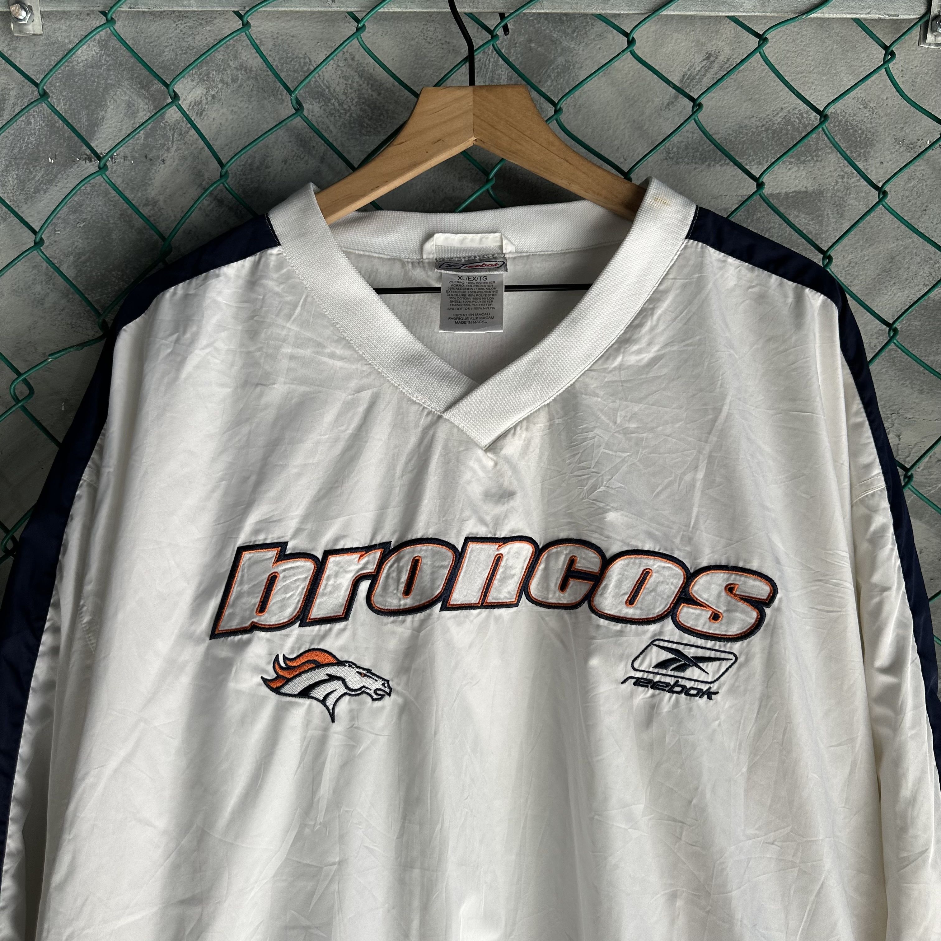 Reebok Vintage Reebok Denver Broncos Pullover Jacket Windbreaker Size US XL / EU 56 / 4 - 2 Thumbnail