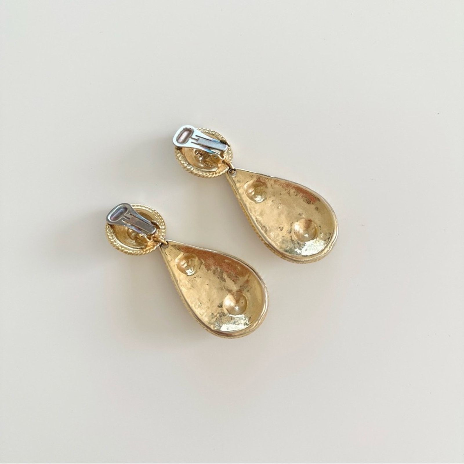 Other Vintage 80s Large Byzantine Runway Teardrop Clip-On Earrings Size ONE SIZE - 3 Thumbnail