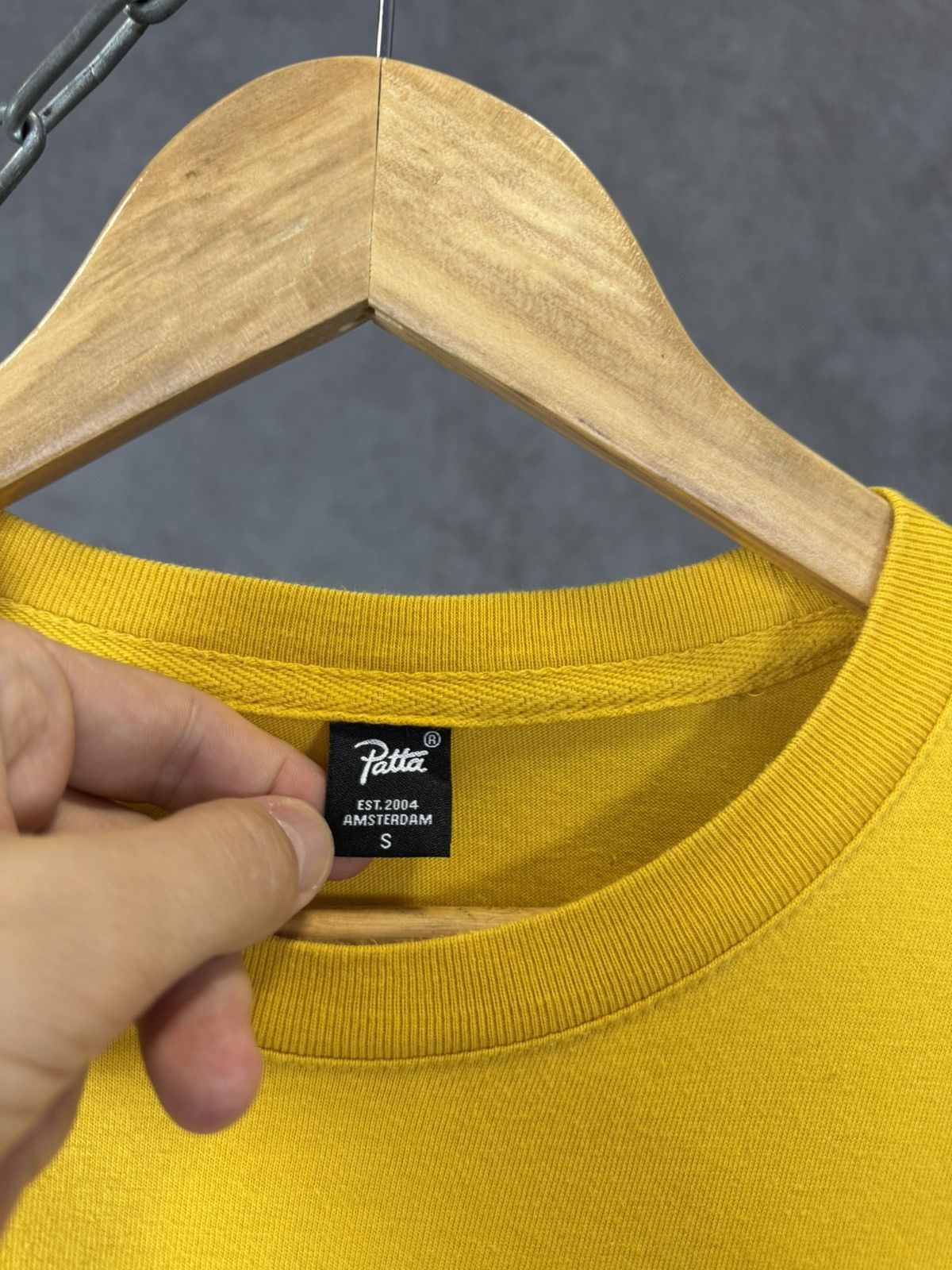 Designer × Patta Patta big logo designer streetwear tee Size US S / EU 44-46 / 1 - 4 Thumbnail