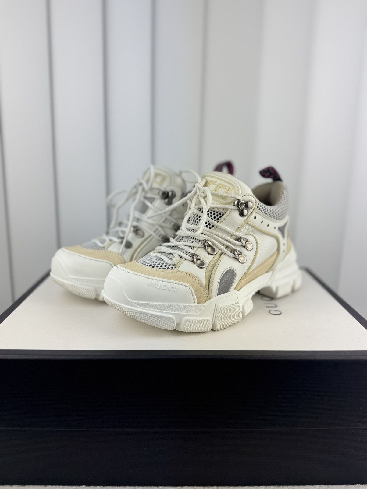 Gucci Gucci Flashtrek Sneakers White Size US 6 / IT 36 - 2 Thumbnail