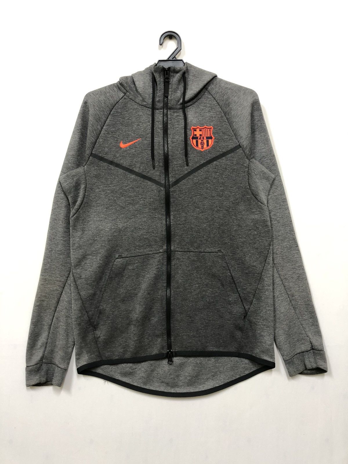 Nike 🍁BARCELONA NIKE🍁 Size US S / EU 44-46 / 1 - 1 Thumbnail