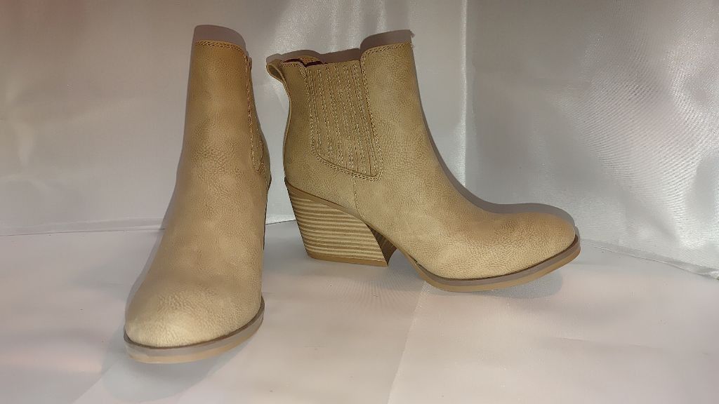 Kork-Ease Korks Hadley Block Heel Booties Size 8 NWOT Size US 8 / IT 38 - 6 Thumbnail