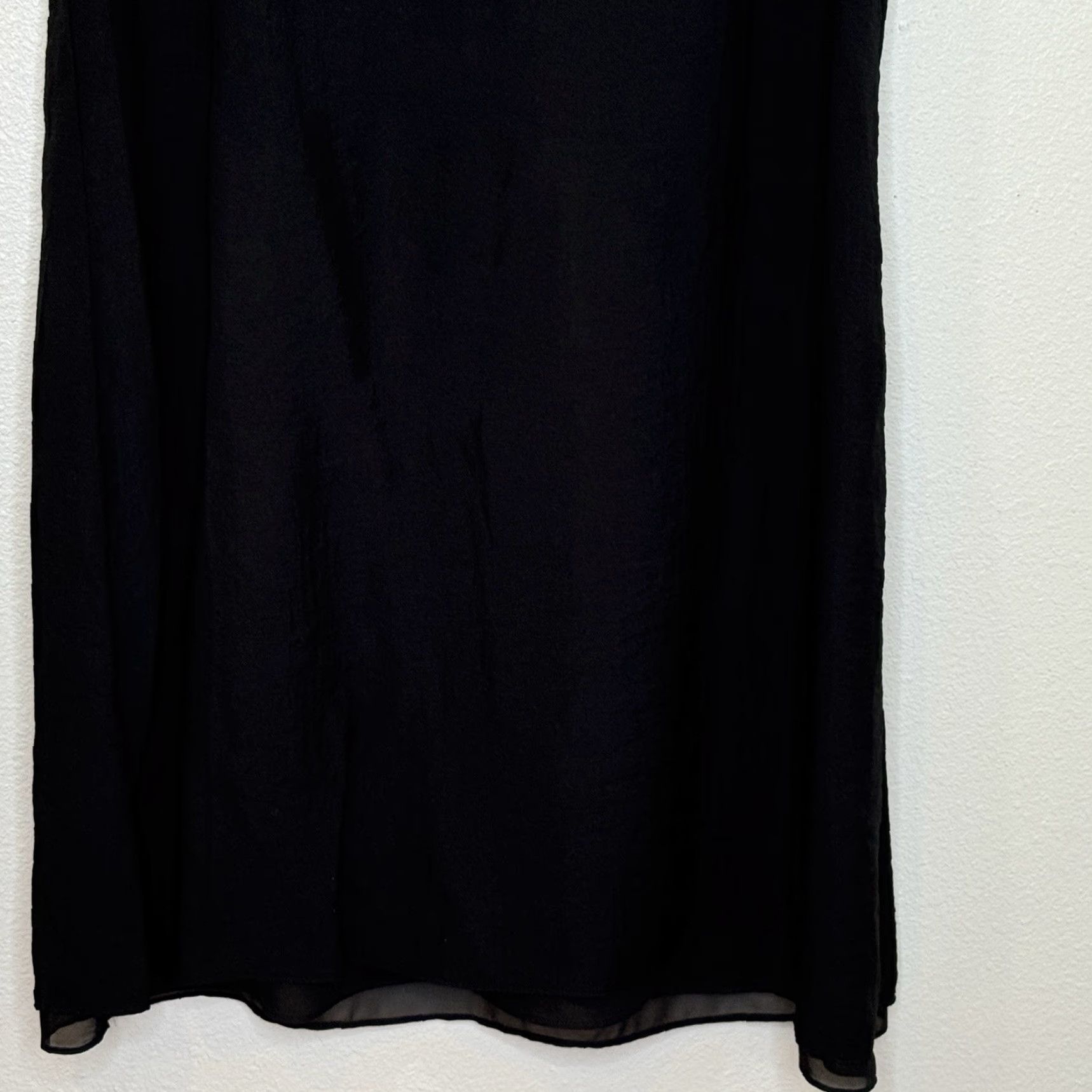 Coldwater Creek VINTAGE? Coldwater Creek Shift Dress Womens 18 Black Sleeveless V-Neck Lined Side Zip Knee Length Chiffon Plus Size Women Dress Size XXL / US 16-18 / IT 52-54 - 4 Thumbnail