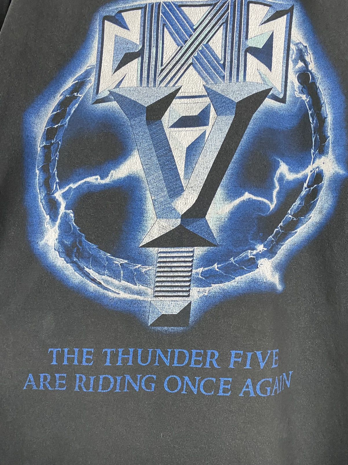 Band Tees 2000’s Vintage HammerFall Treshold Album Graphic Long Sleeve Size US L / EU 52-54 / 3 - 15 Thumbnail