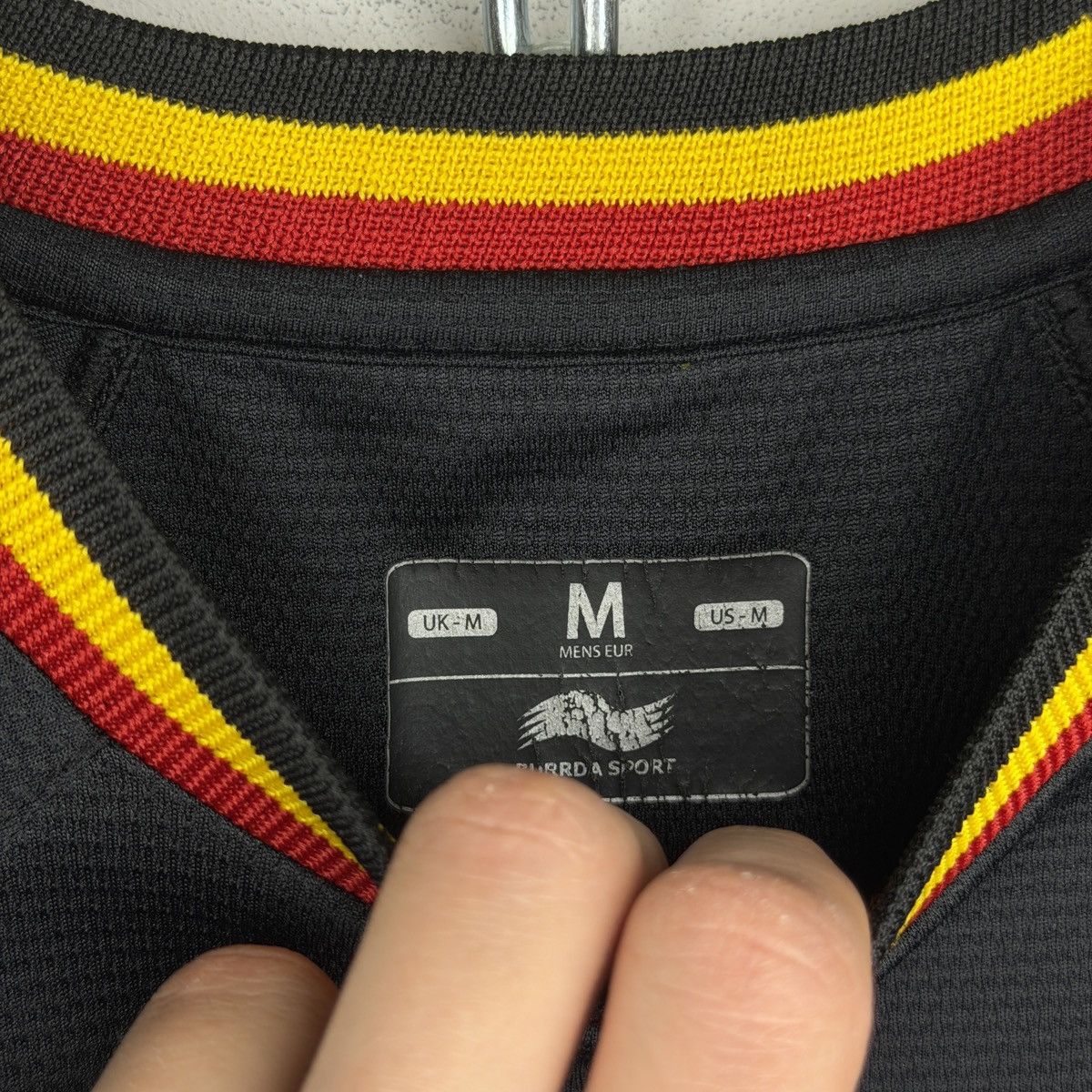 Vintage Belgium Burrda Sport Home Jersey Size US M / EU 48-50 / 2 - 5 Thumbnail