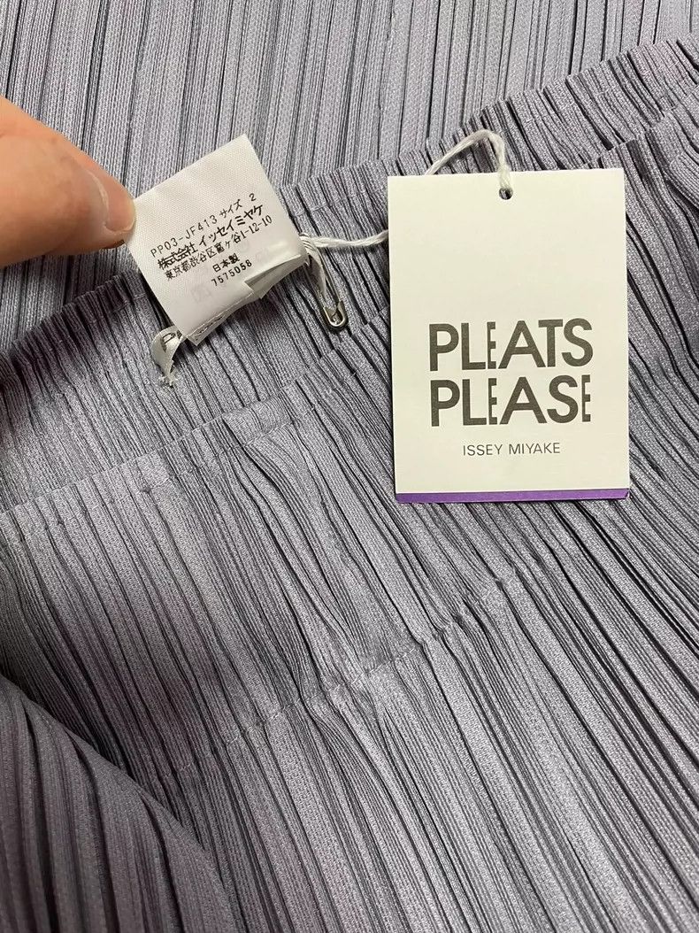 Issey Miyake Issey Miyake size:2 Pearl blue pleated trousers Size 22" - 9 Thumbnail