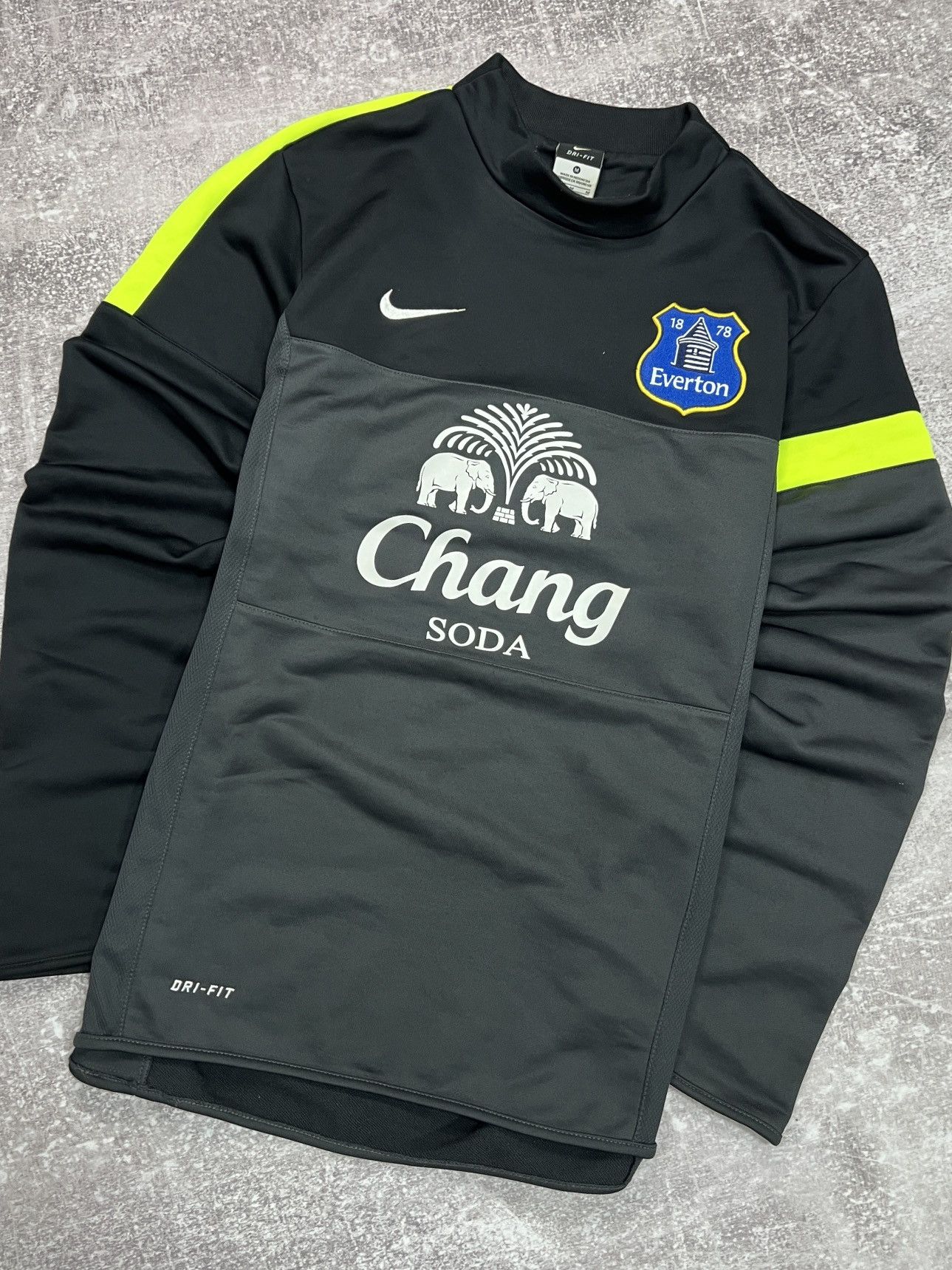 Nike EVERTON CHANG 2013 VINTAGE NIKE TEAM SOCCER SWEATSHIRT Size US M / EU 48-50 / 2 - 1 Thumbnail