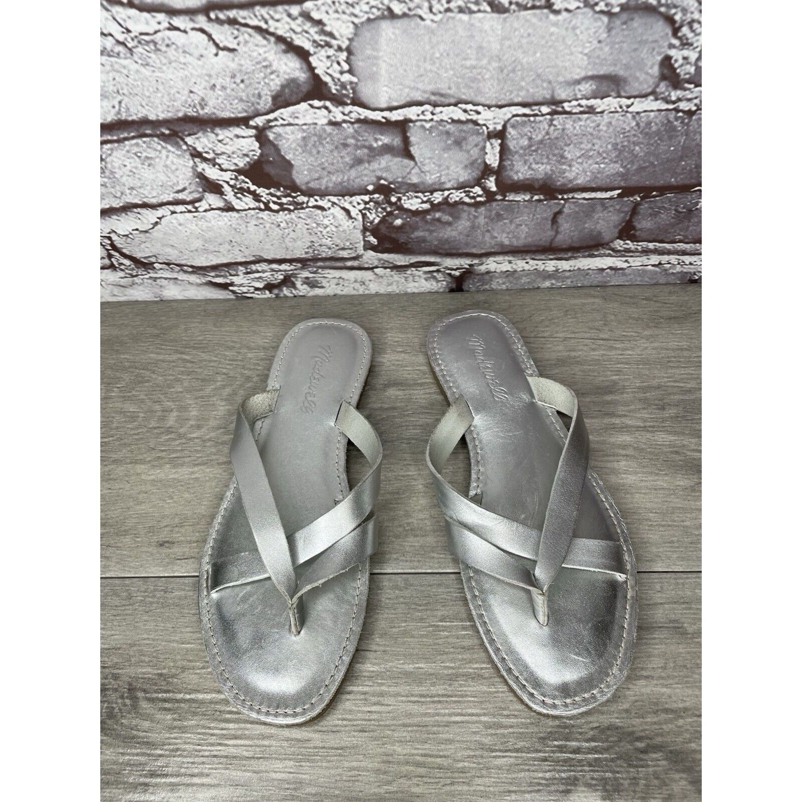 Madewell Madewell Boardwalk Silver Metallic Leather Thong Sandals Wom Size US 6.5 / IT 36.5 - 14 Thumbnail