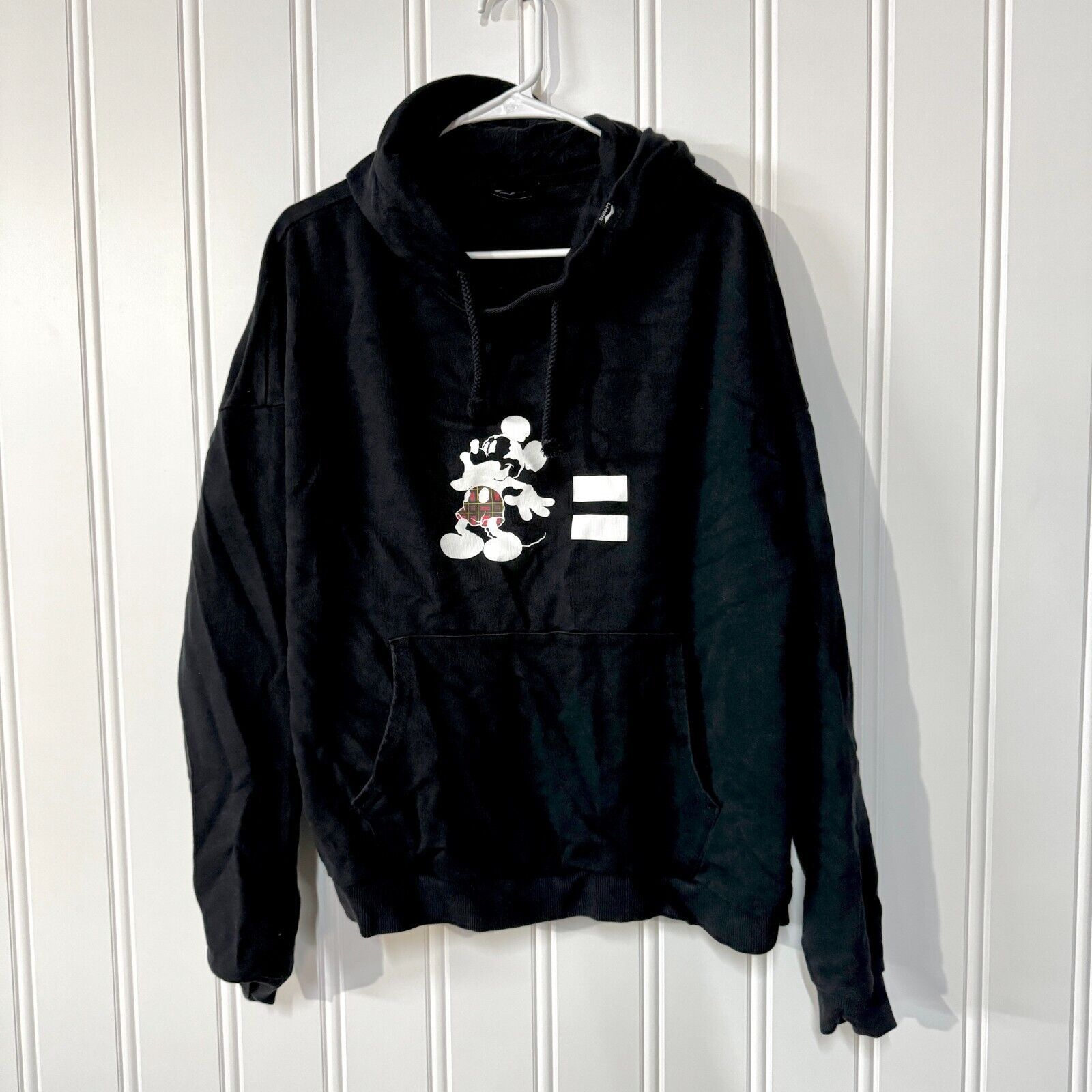 Disney Lining X Disney Size M Hooded Mickey Christmas Printed Black Size US M / EU 48-50 / 2 - 1 Thumbnail