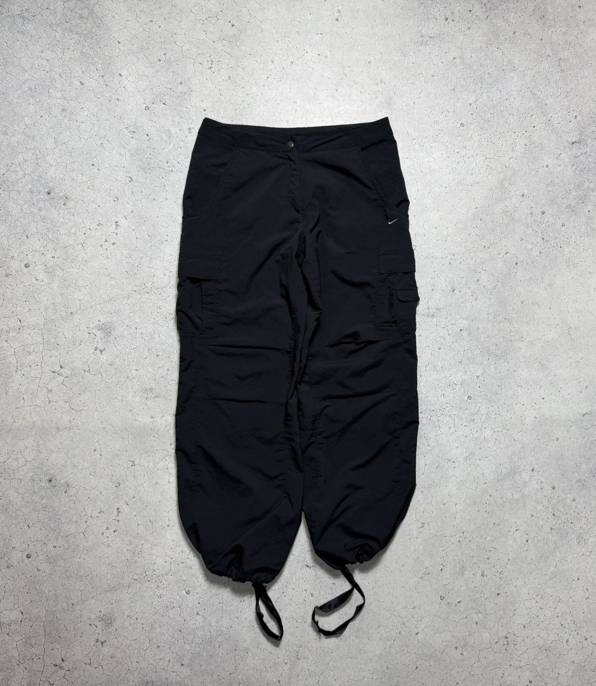 Nike Nike Vintage Cargo Pants Black Nylon Drill Swoosh Y2K Baggy Size US 32 / EU 48 - 1 Thumbnail