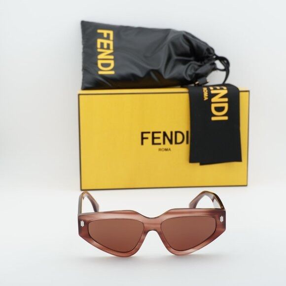 Fendi Fendi FE40163U 74S Sunglasses Striped Pink Cat Eye Frame Size ONE SIZE - 10 Thumbnail