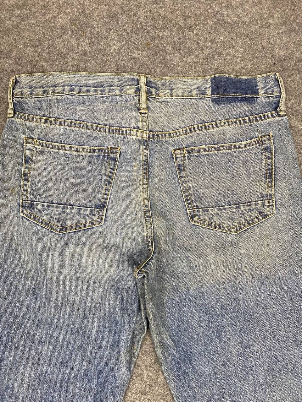 Old Navy old navy premium denim loose cut distressed Size US 37 - 3 Thumbnail