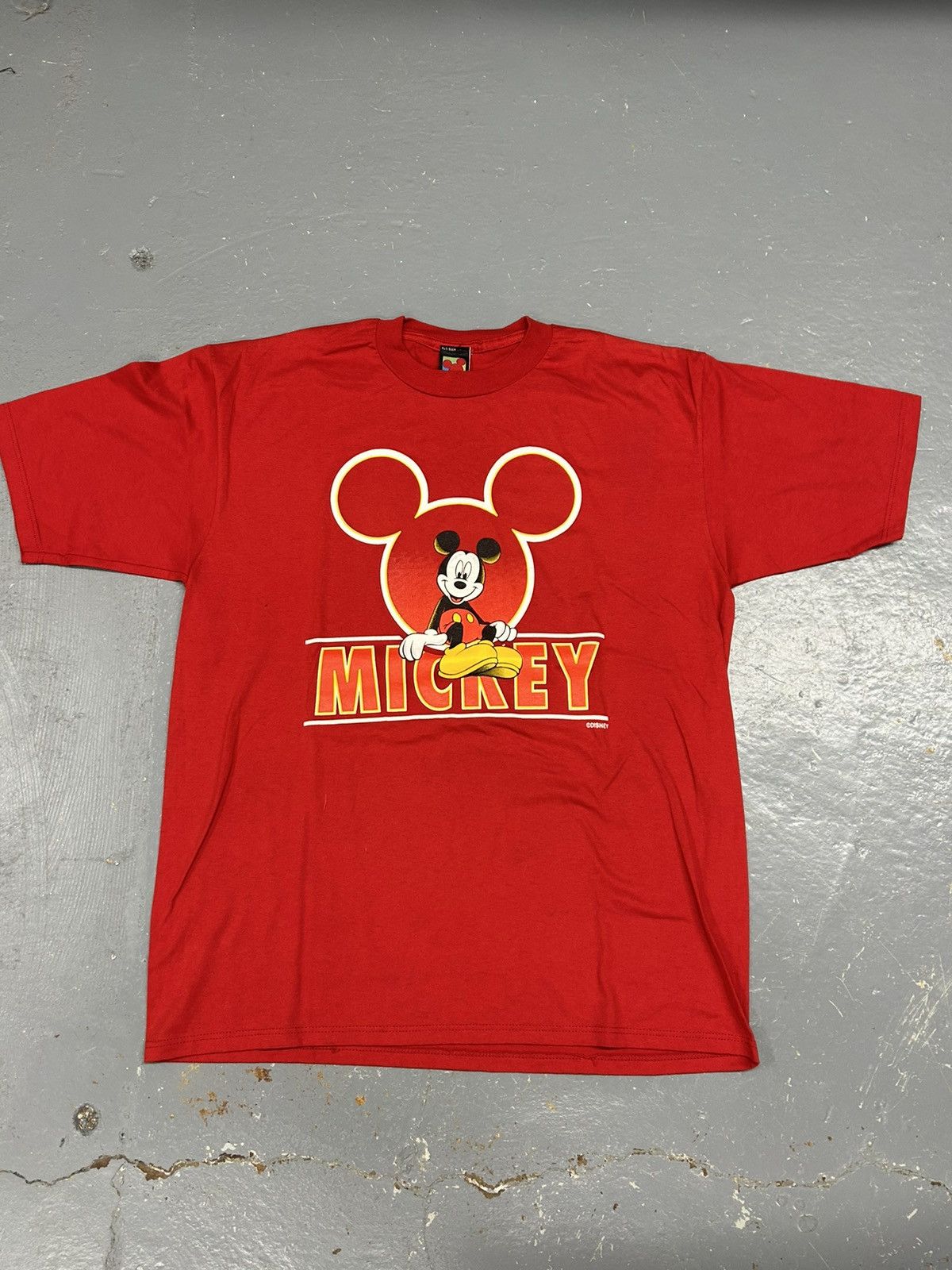 Disney Crazy Vintage 90s Essential Red Mickey Mouse Disney T-Shirt Size US XL / EU 56 / 4 - 1 Thumbnail