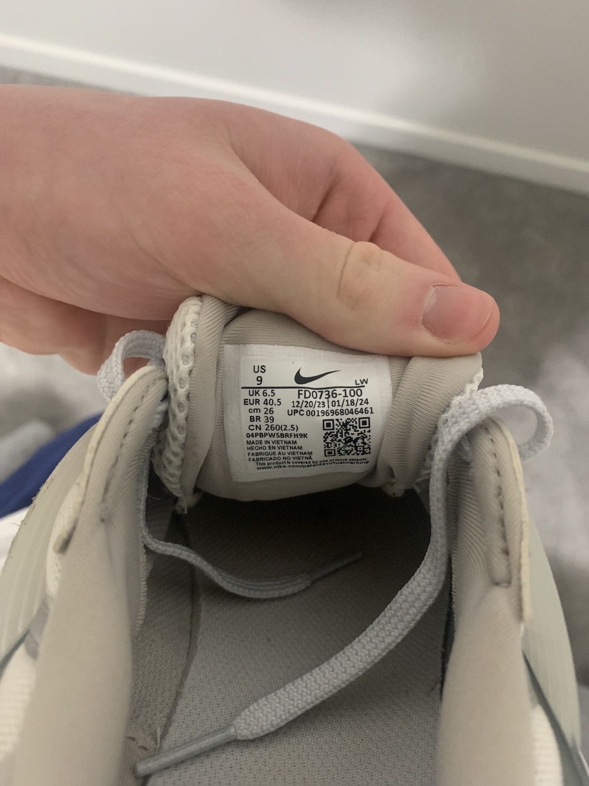 Nike Nike V2K Run Size US 9 / EU 42 - 5 Thumbnail