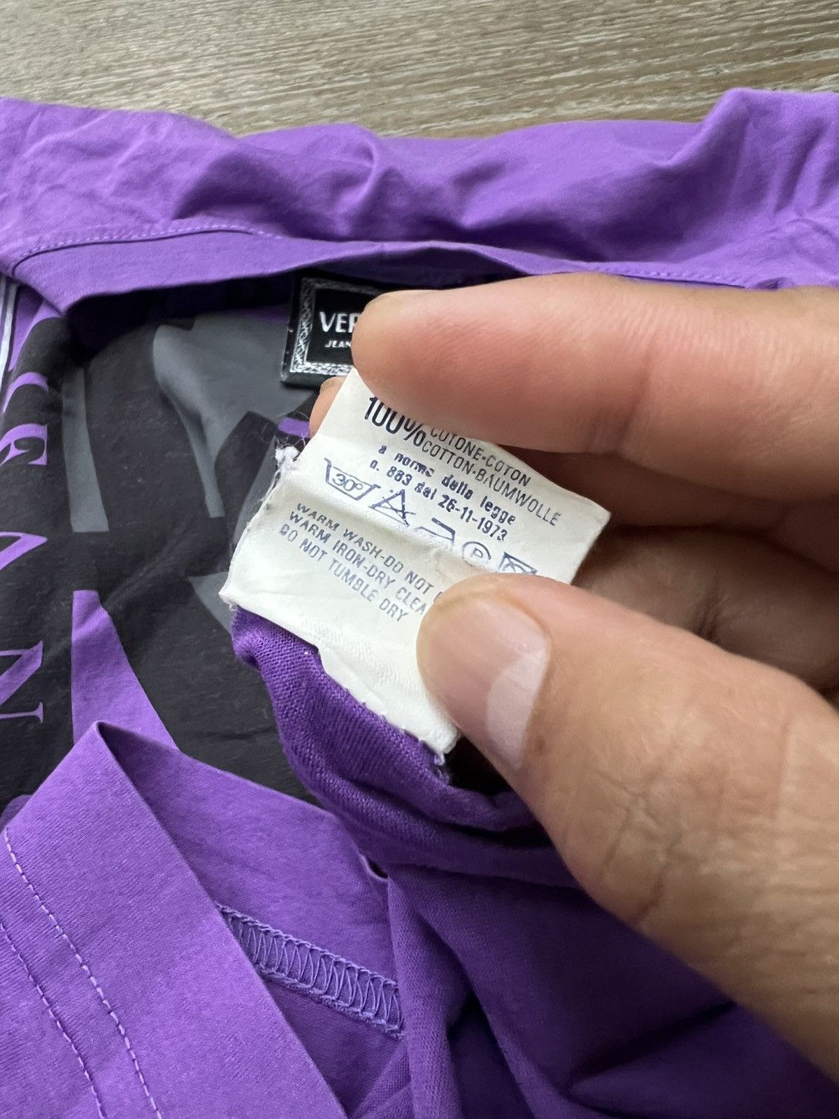 Versace Jeans Couture Vintage Versace Jeans Couture Tee Purple (Made in Italy) Size US XS / EU 42 / 0 - 4 Thumbnail
